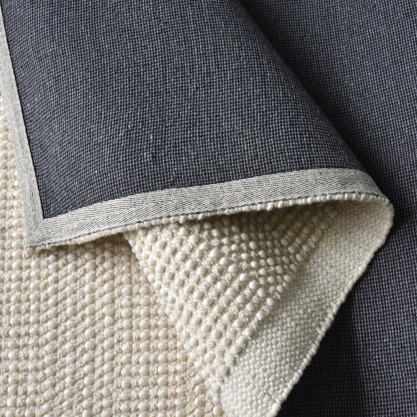 BUVANA RUG - WOOL