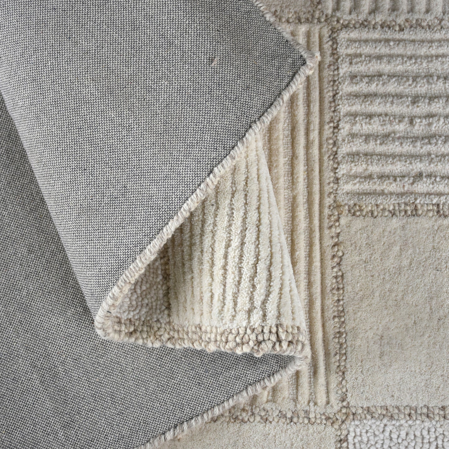 HUGHAS RUG - WOOL