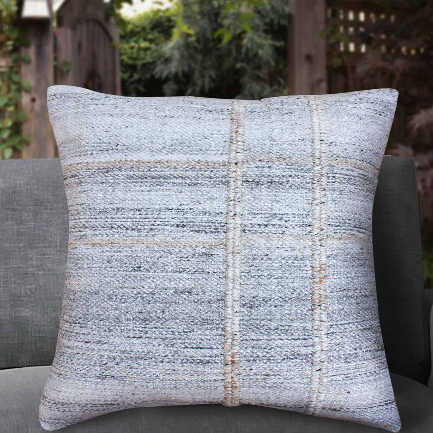 KONIG CUSHION - PET