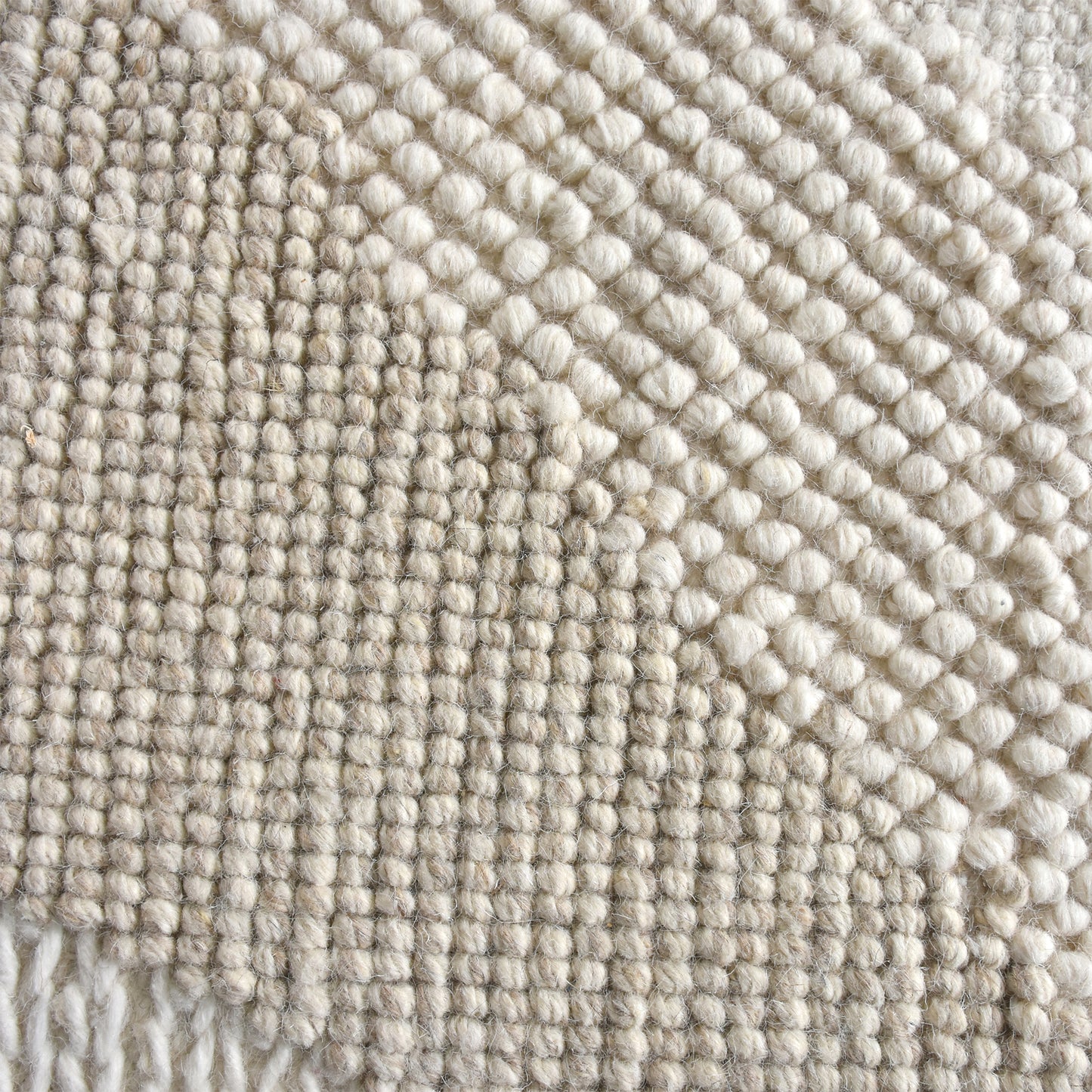 MOWSBURY RUG - WOOL - IVORY - HANDWOVEN