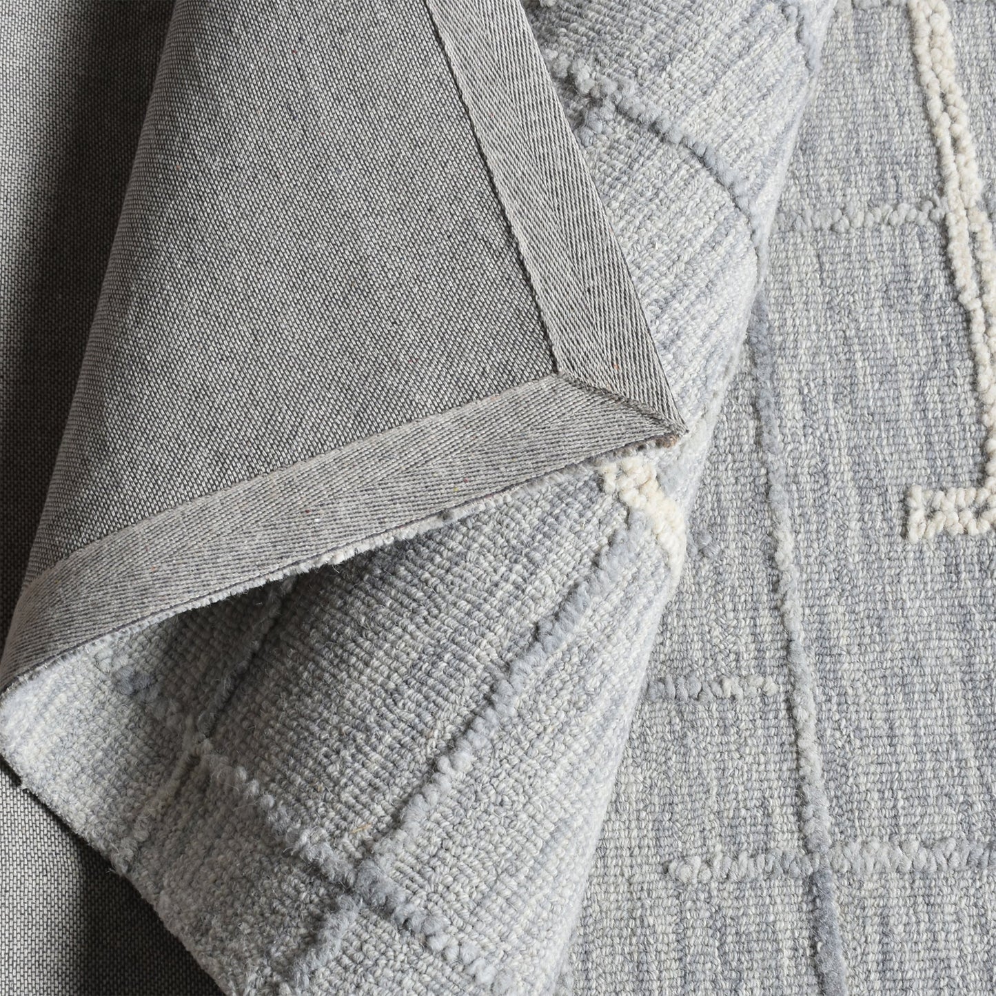 OMRA RUG - WOOL - BLUE/IVORY
