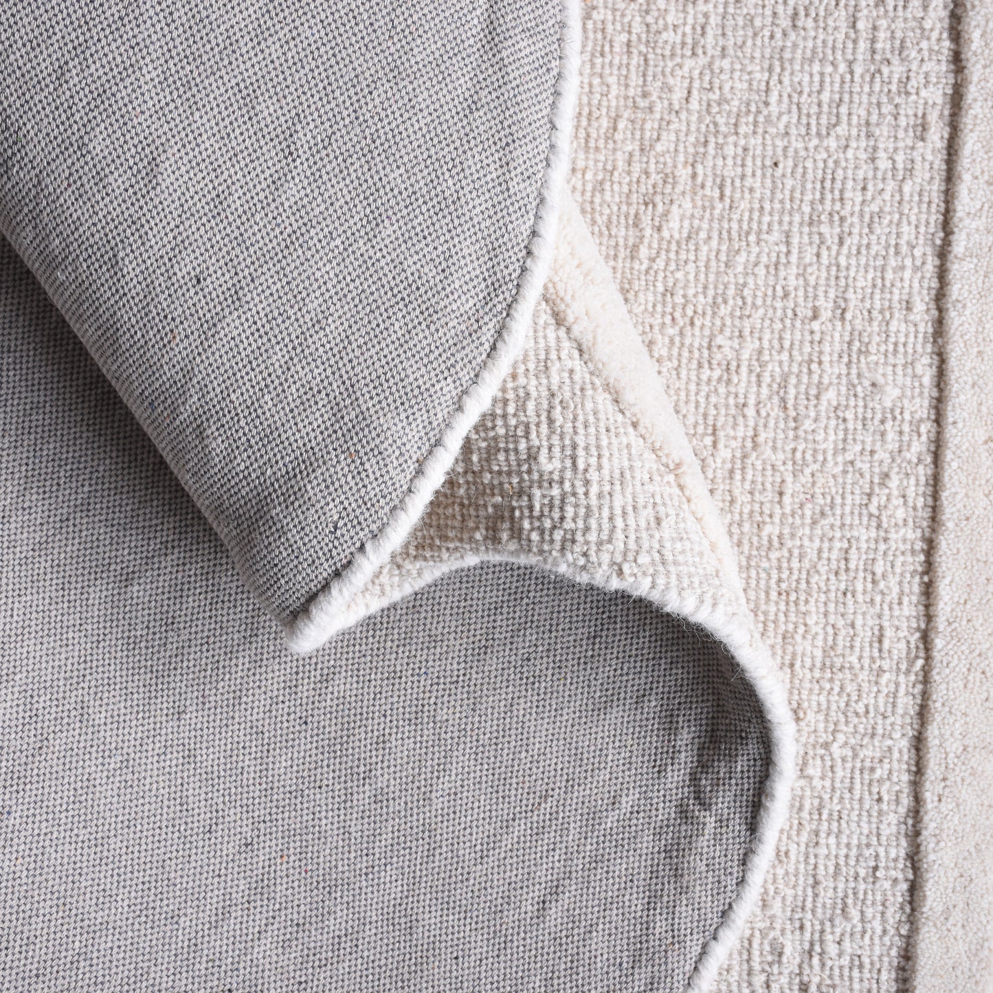 TAGUAI-II RUG - IVORY - HAND WOVEN, OVER TUFTED - WOOL