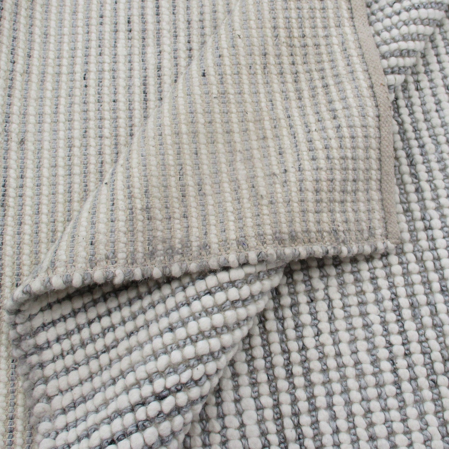 Area Rug, Bedroom Rug, Living Room Rug, Living Area Rug, Indian Rug, Office Carpet, Office Rug, Shop Rug Online, Felt Wool, Pet, Grey, Natural White, Pitloom, Flat Weave, modern
