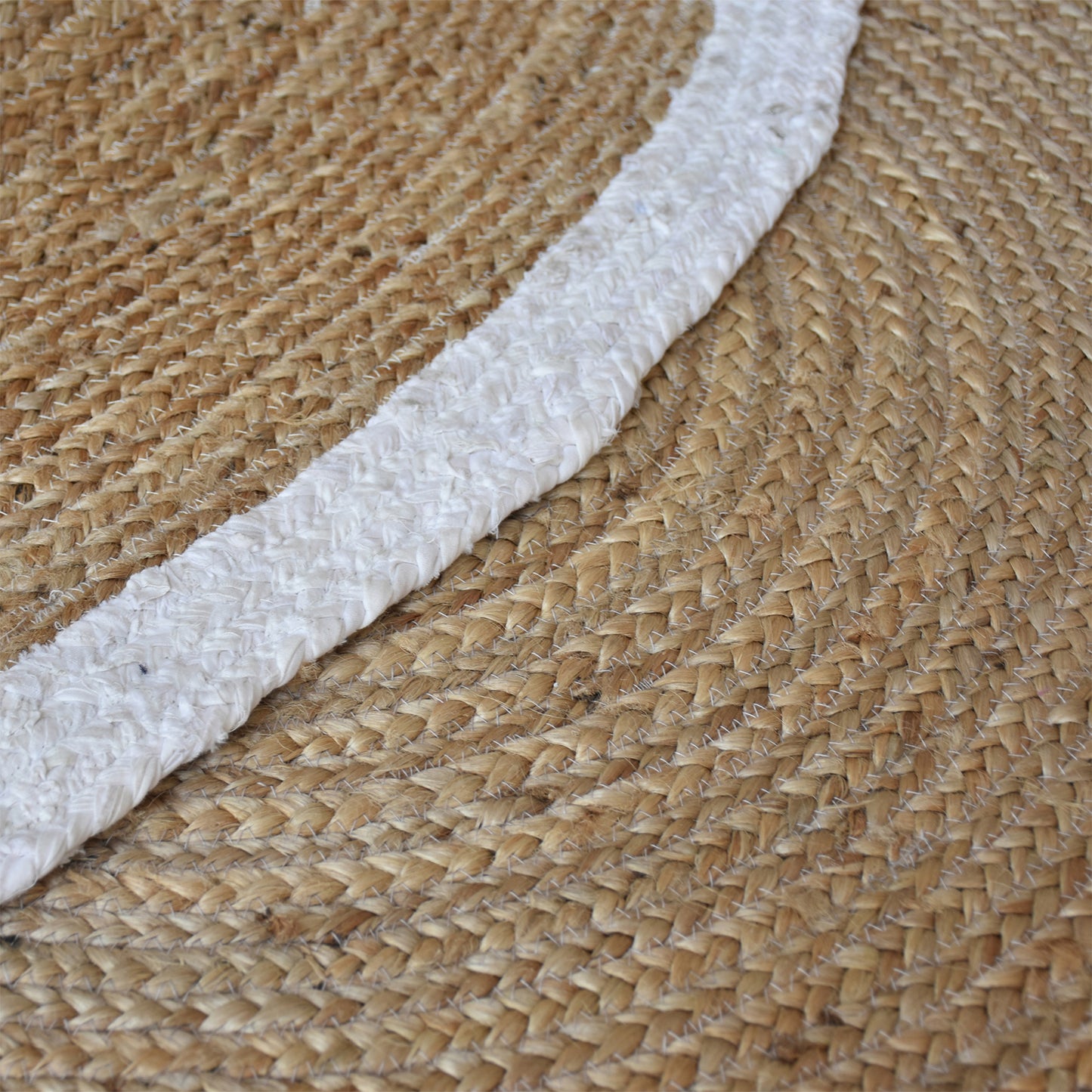 Area Rug, Bedroom Rug, Living Room Rug, Living Area Rug, Indian Rug, Office Carpet, Office Rug, Shop Rug Online, Hemp, Recycled Fabric, Natural White, Natural, Hm Stitching, Flat Weave, Braided