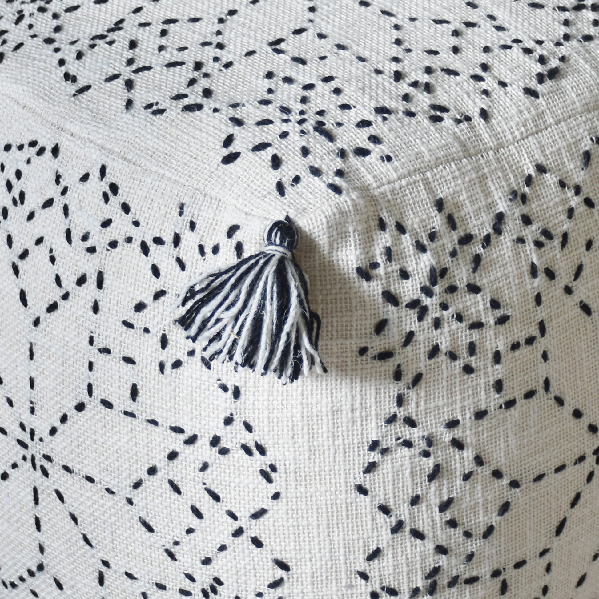 Banbury Pouf, Cotton, Wool, Natural White, Charcoal