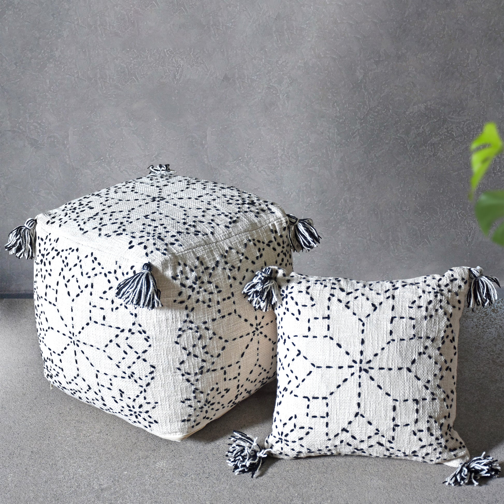 Banbury Pouf, Cotton, Wool, Natural White, Charcoal