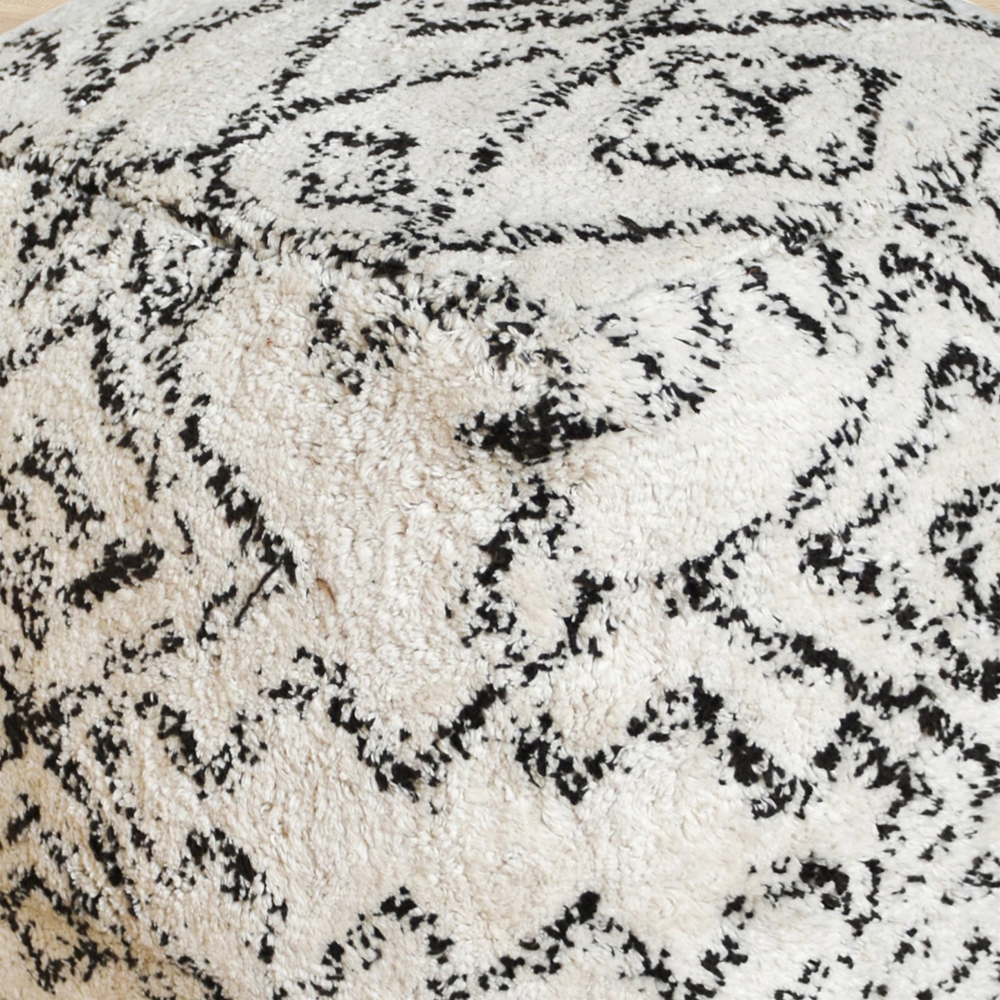 Dacre Pouf, Cotton, Natural White, Charcoal, Bm Fn, All Cut