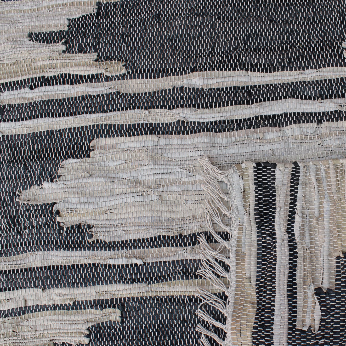 Area Rug, Bedroom Rug, Living Room Rug, Living Area Rug, Indian Rug, Office Carpet, Office Rug, Shop Rug Online, Leather, Beige, Charcoal, Pitloom, Flat Weave , Geometrical