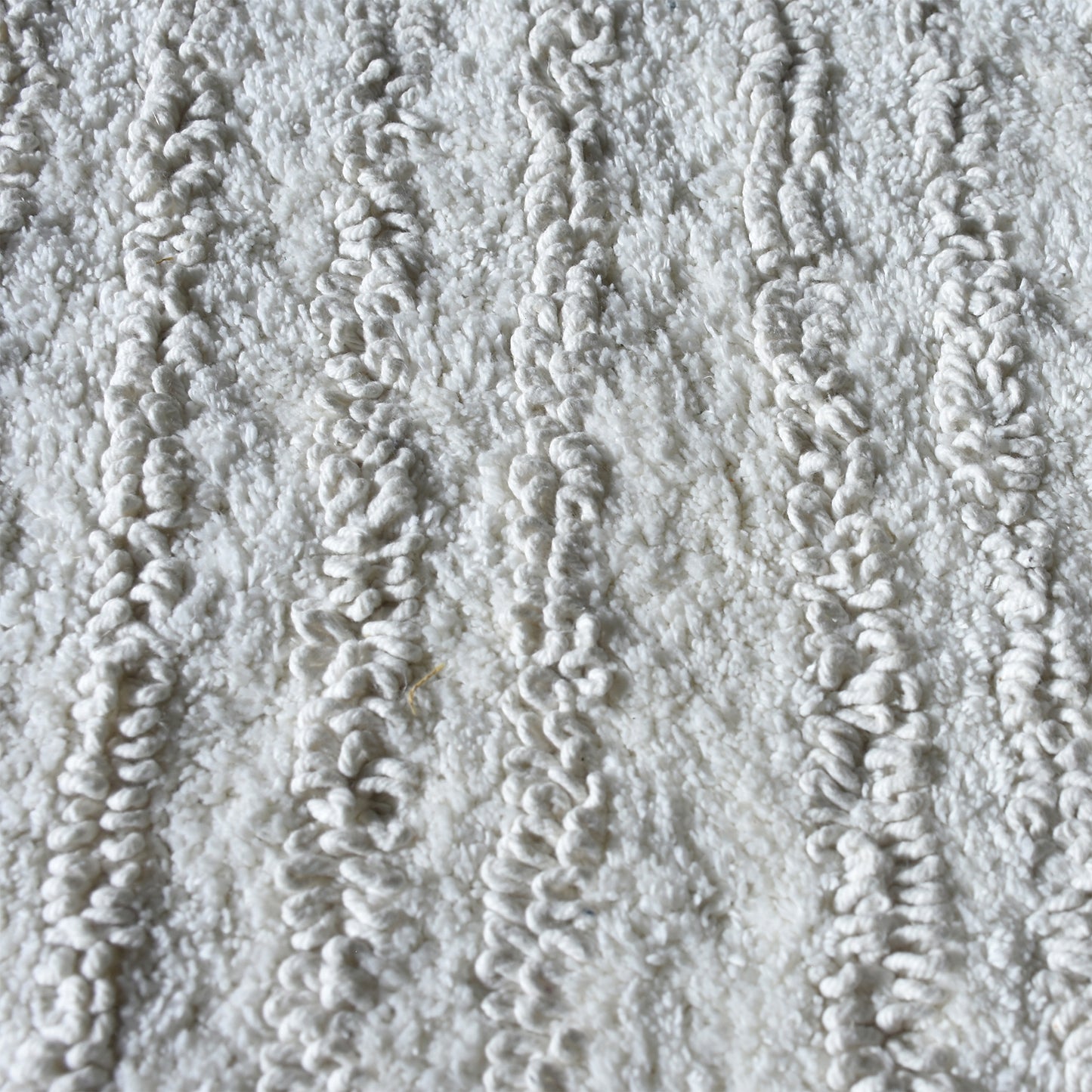 Area Rug, Bedroom Rug, Living Room Rug, Living Area Rug, Indian Rug, Office Carpet, Office Rug, Shop Rug Online, Cotton, Natural White, Bm Fn, Cut And Loop, Stripes