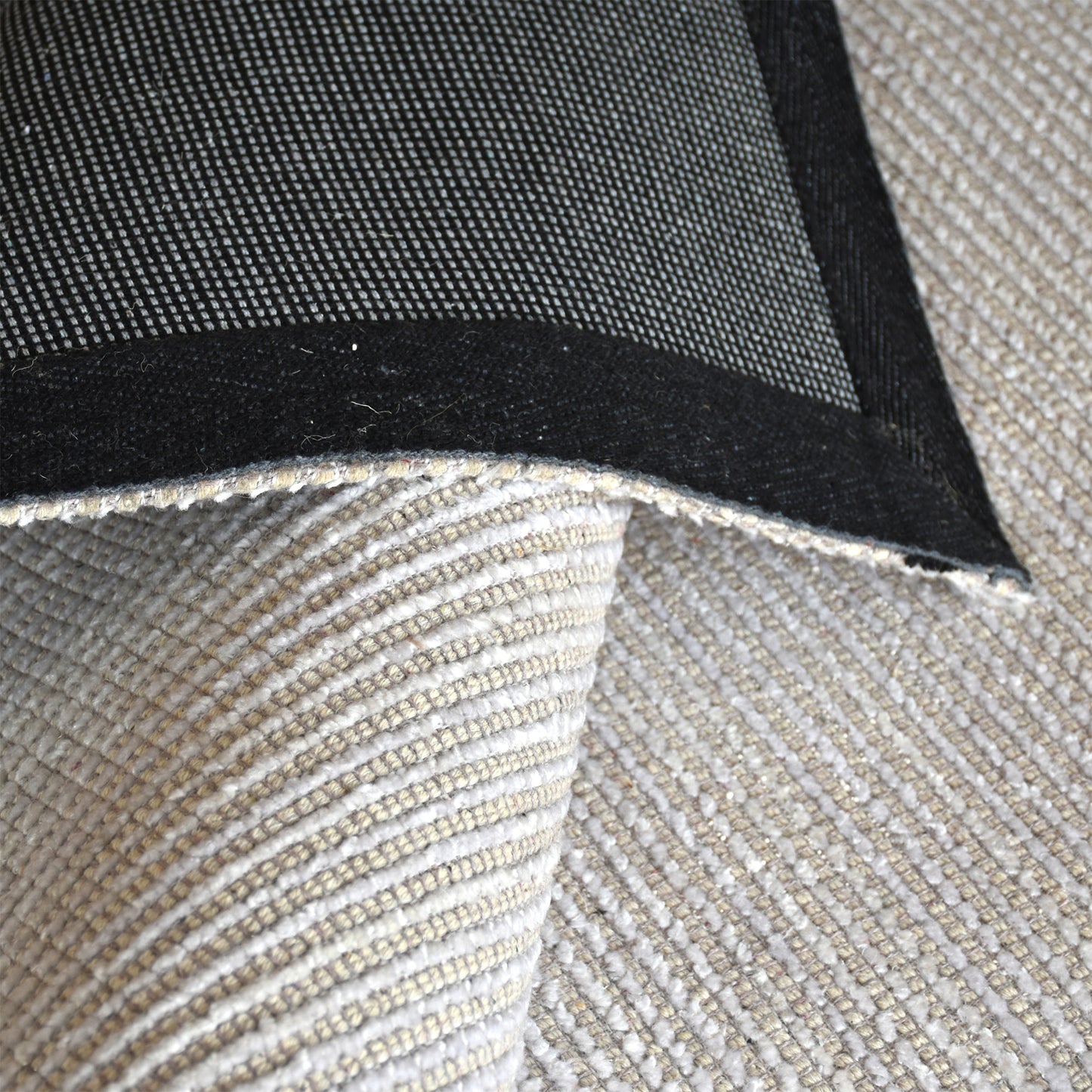 Area Rug, Bedroom Rug, Living Room Rug, Living Area Rug, Indian Rug, Office Carpet, Office Rug, Shop Rug Online, Lizban Rug, Natural White, Hand woven, Cut And Loop, Textured