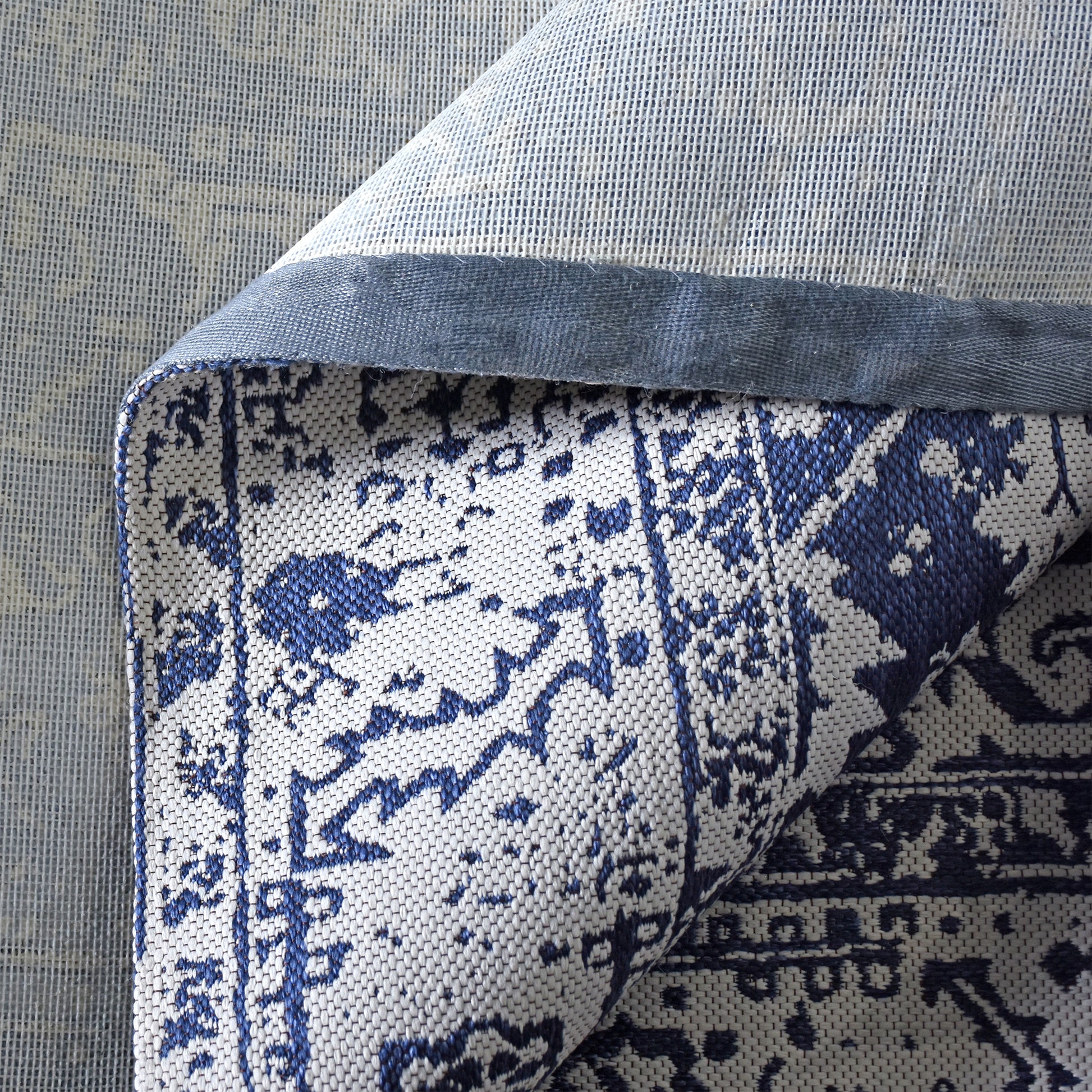 Area Rug, Bedroom Rug, Living Room Rug, Living Area Rug, Indian Rug, Office Carpet, Office Rug, Shop Rug Online, Polypropylene, Natural White, Blue, Traditional