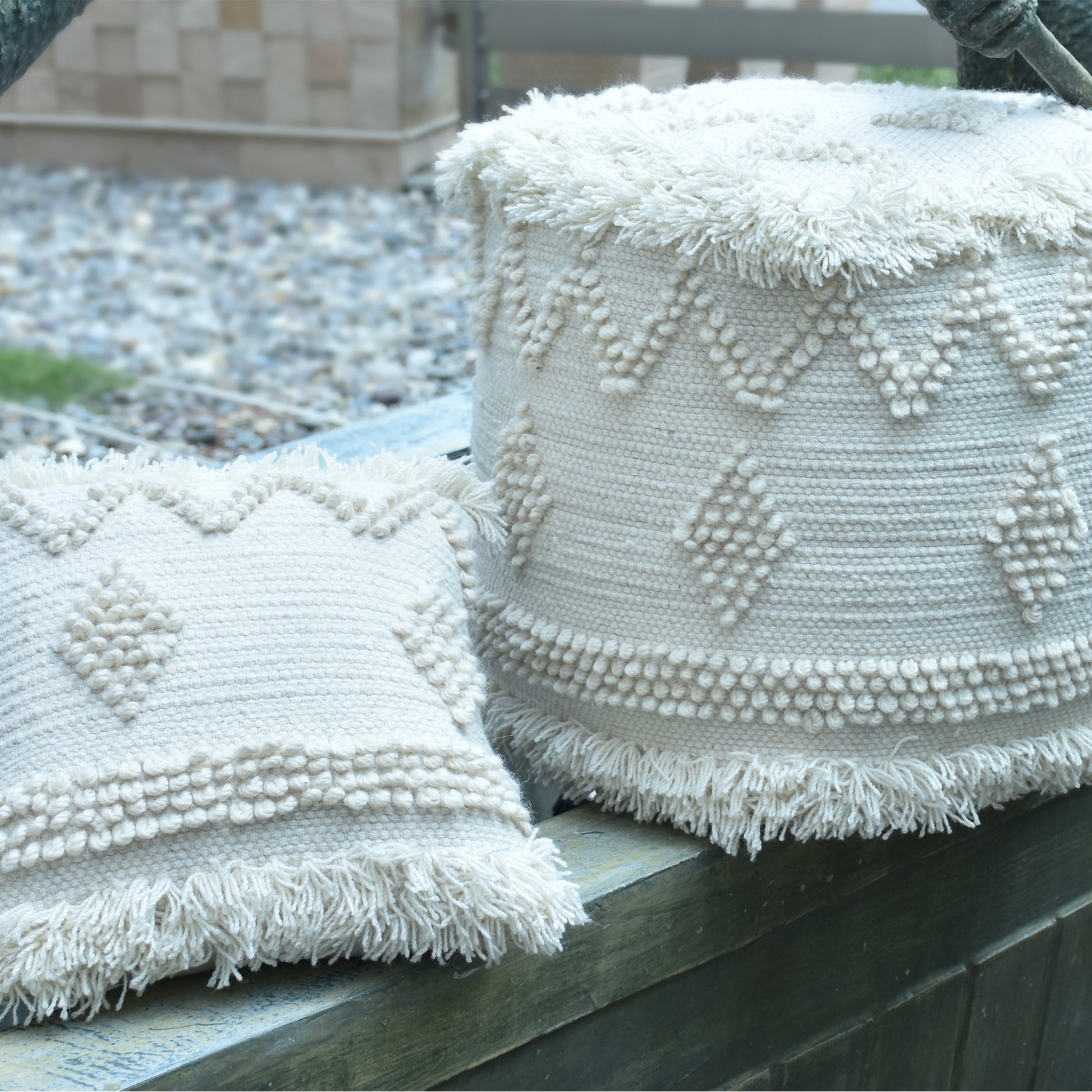 Uriah Pouf, Nz Wool, Natural White, Pitloom, Cut And Loop