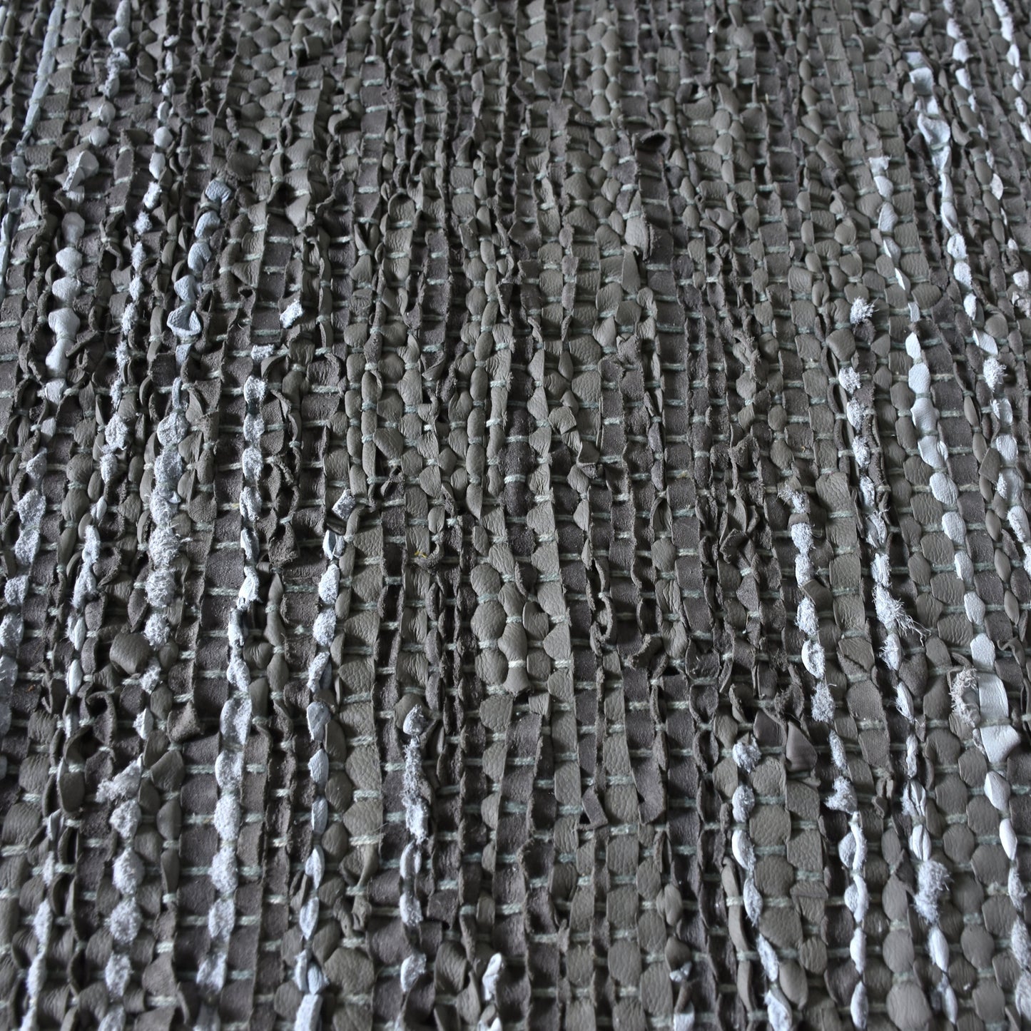 Area Rug, Bedroom Rug, Living Room Rug, Living Area Rug, Indian Rug, Office Carpet, Office Rug, Shop Rug Online, Leather, Gun Metal, Diamond