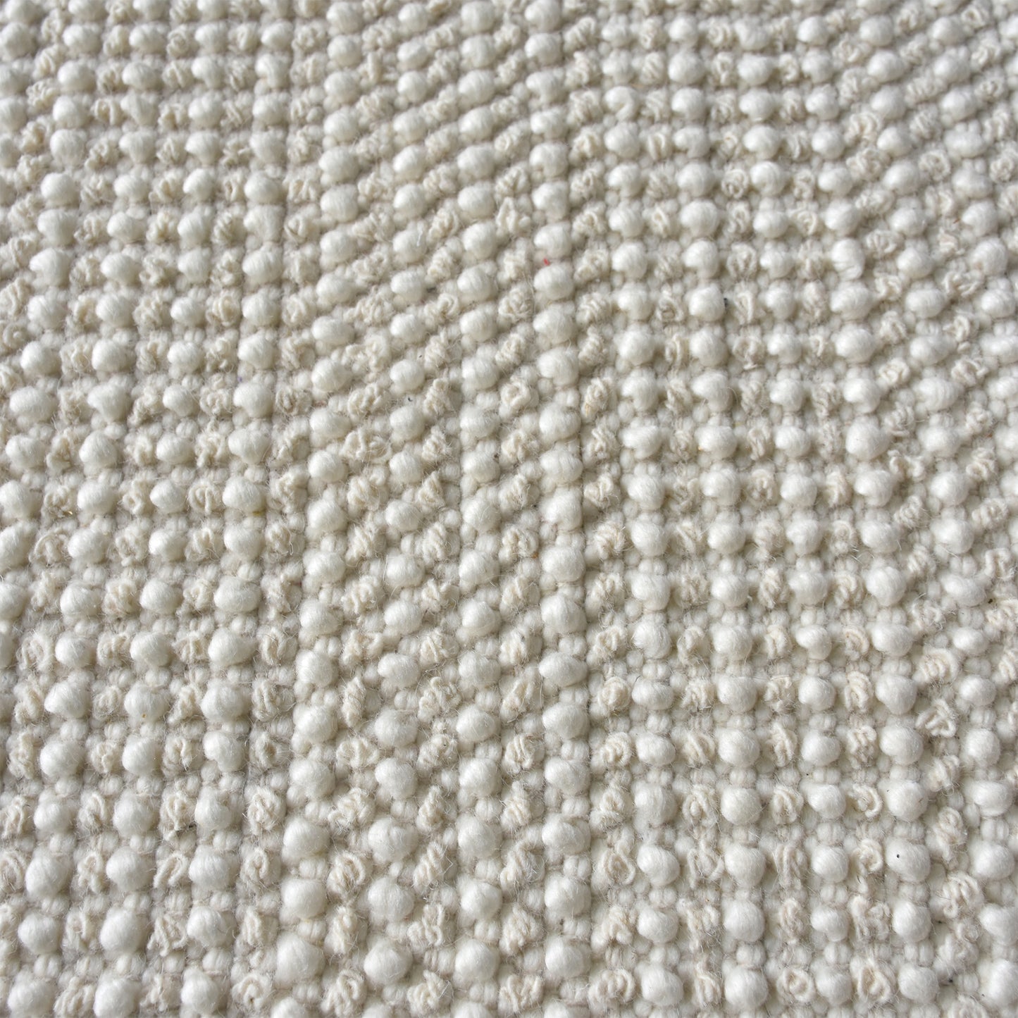 BUVANA RUG - WOOL