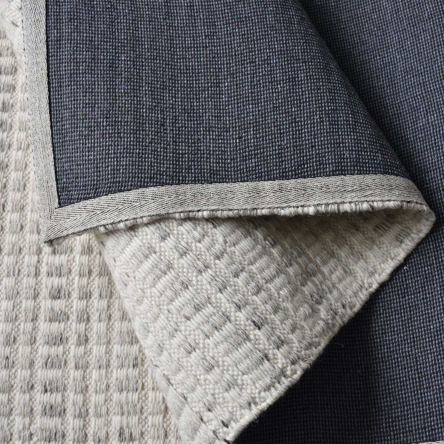 CADDIE RUG - WOOL