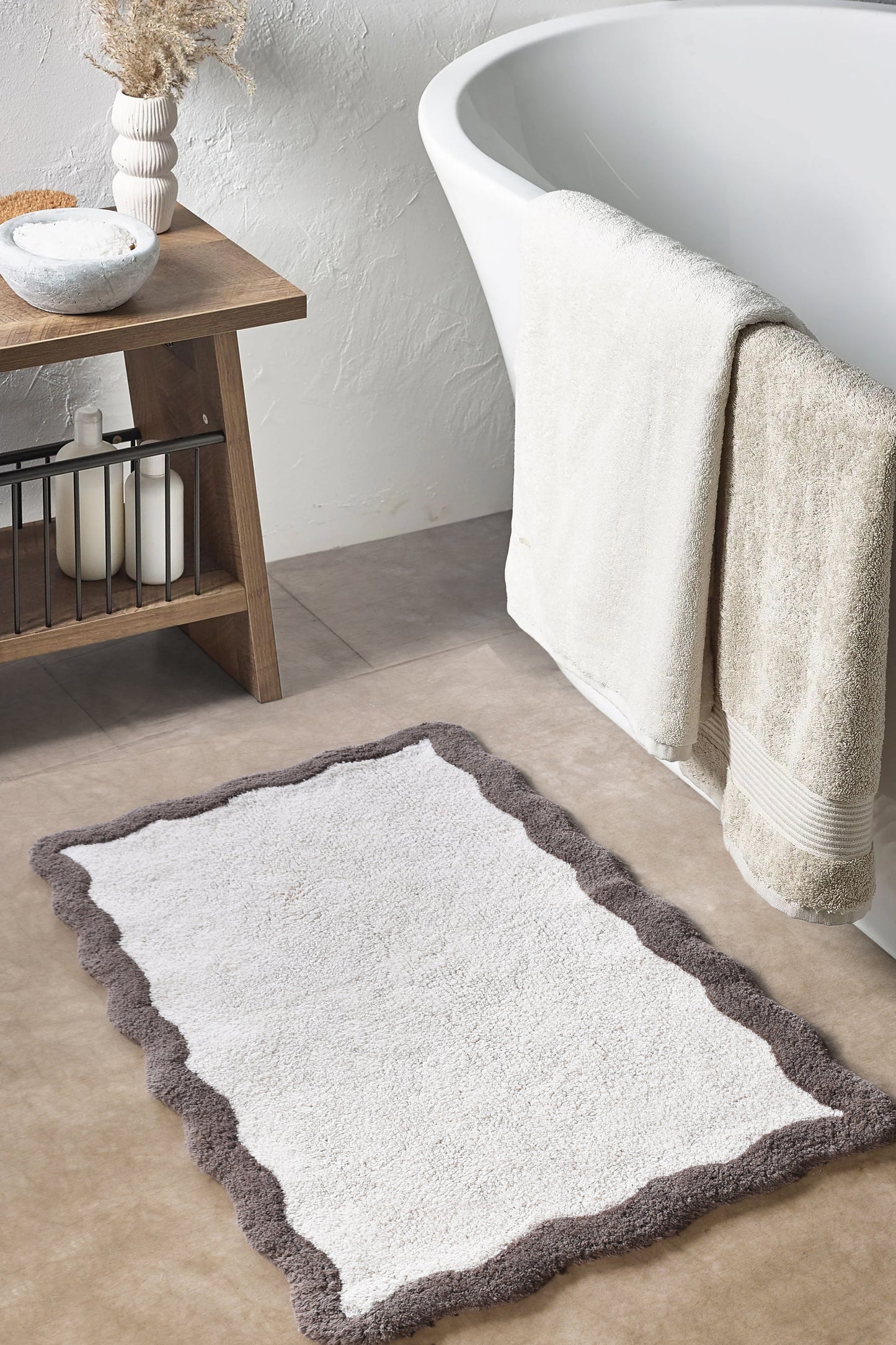 CANITAR-II BATH RUG - NATURAL/IVORY - TABLE TUFTED - COTTON