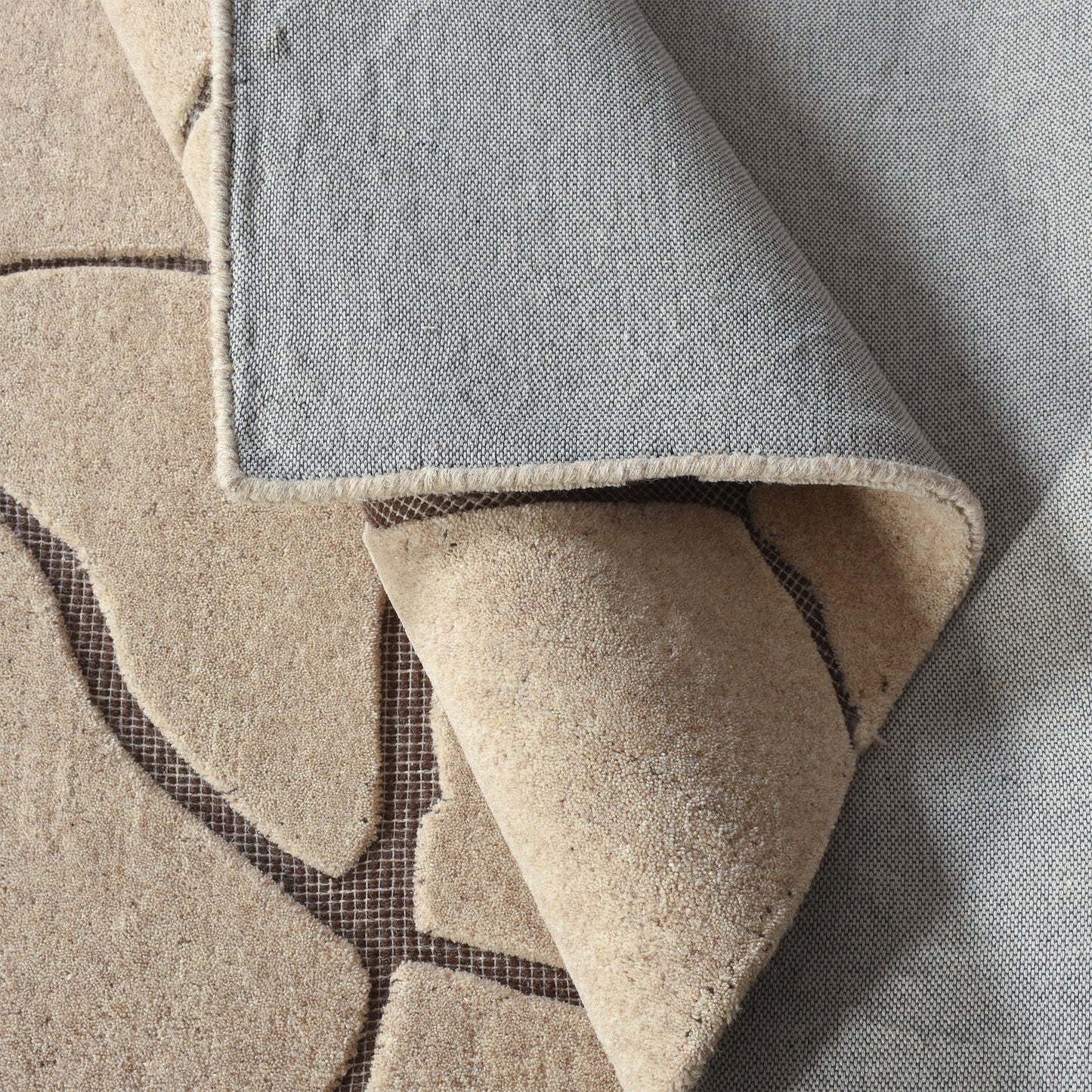 CLOVEZ RUG - LIGHT BEIGE/BROWN - HAND WOVEN/OVER TUFTED - WOOL
