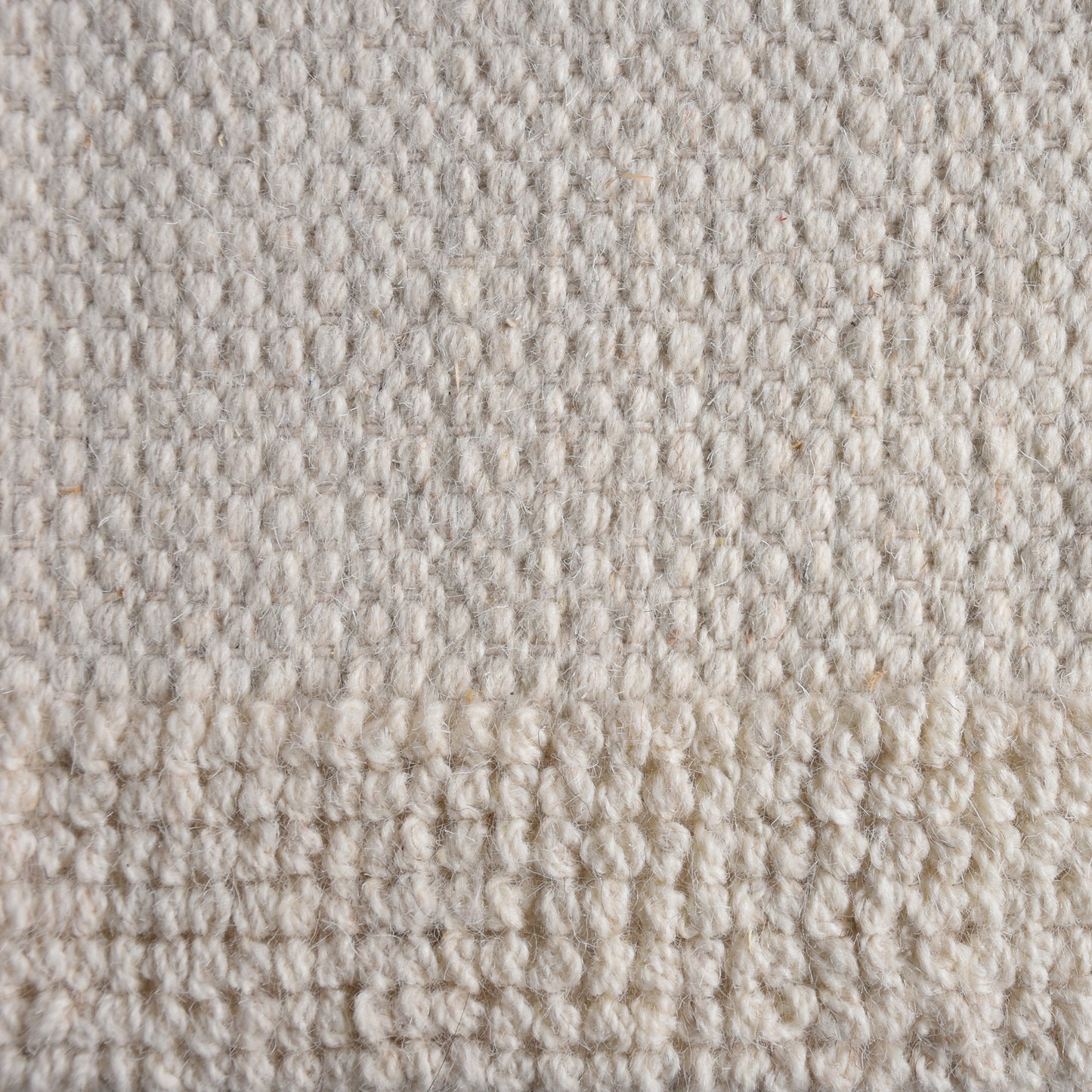 GILLARD RUG - WOOL - IVORY - HANDWOVEN
