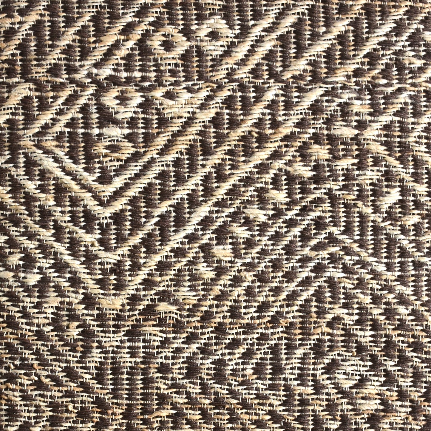 JACARE WALL ART - JUTE - MDF STRUCTURE