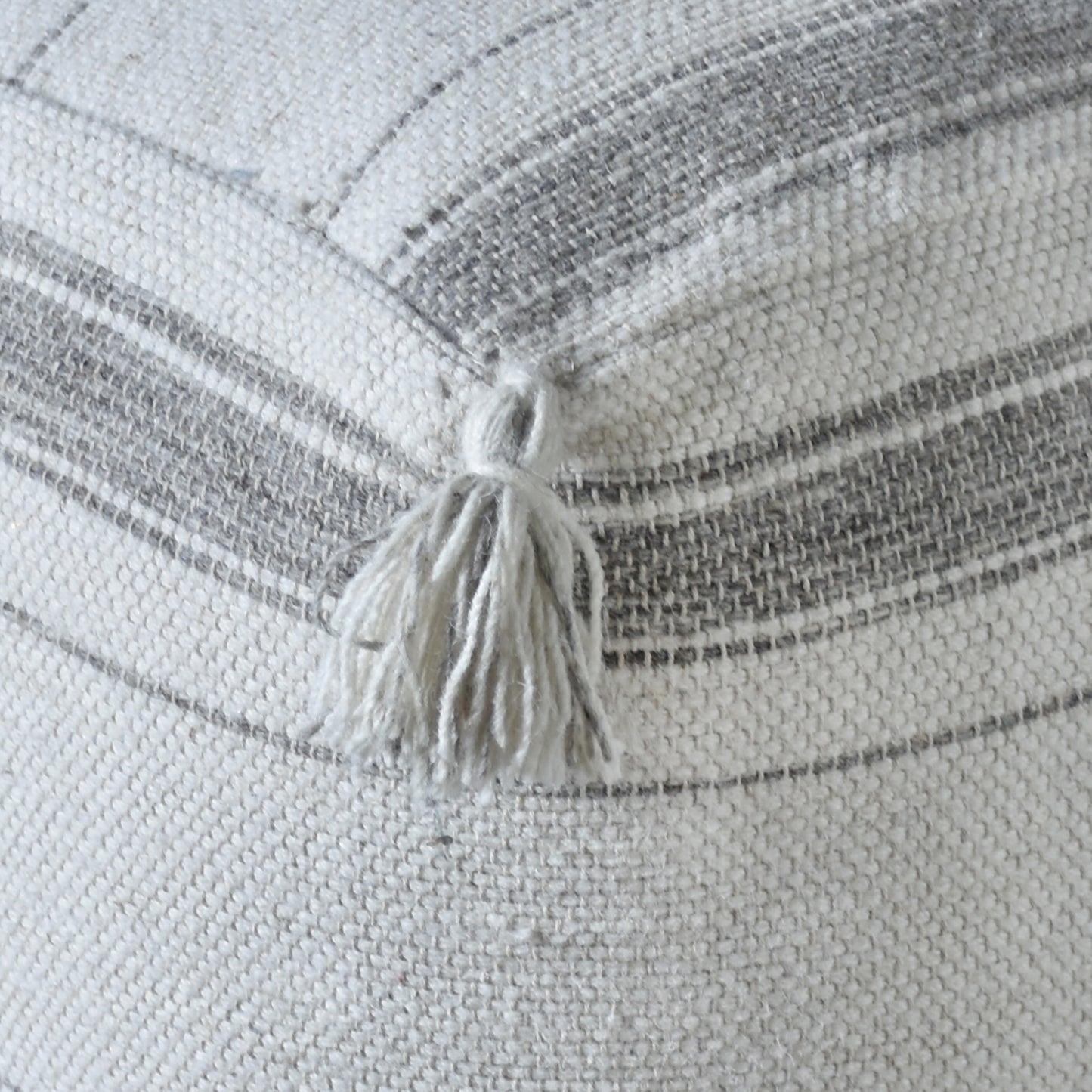LEYTON POUF - WOOL