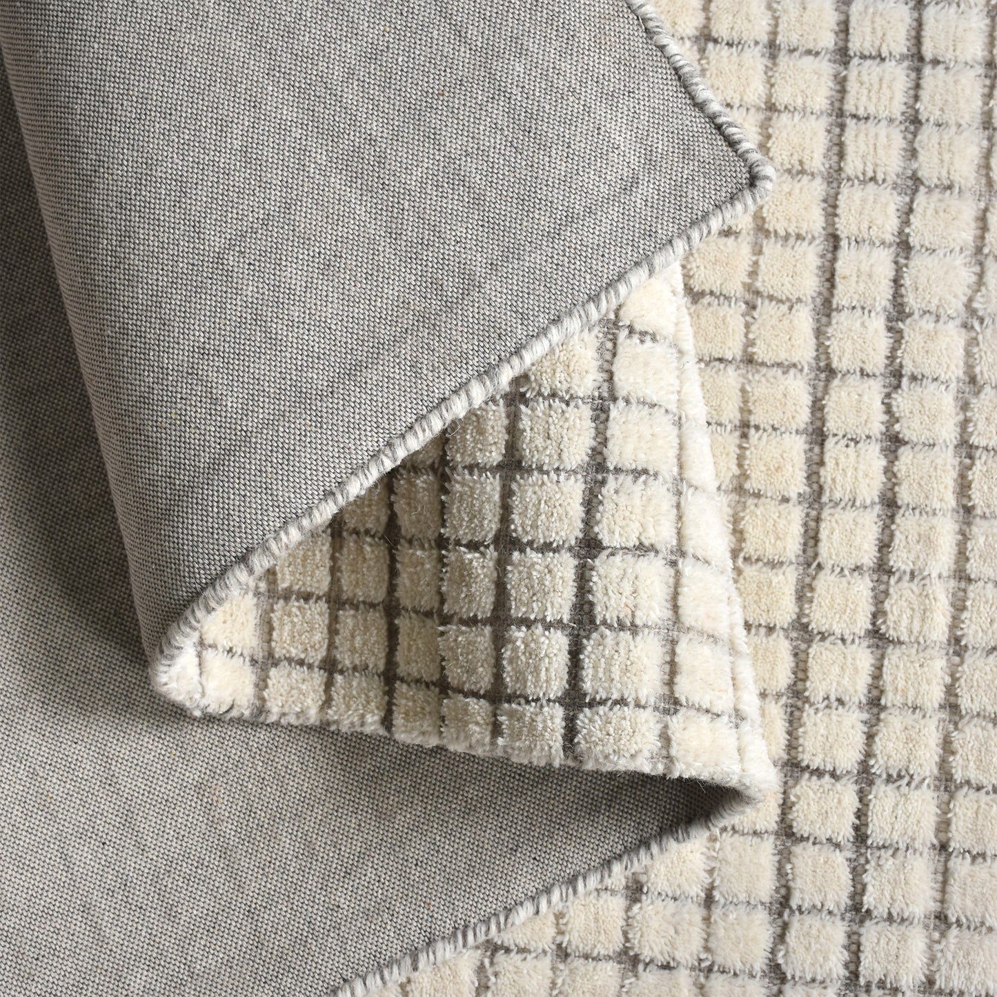 MORAVICA RUG - WOOL - IVORY