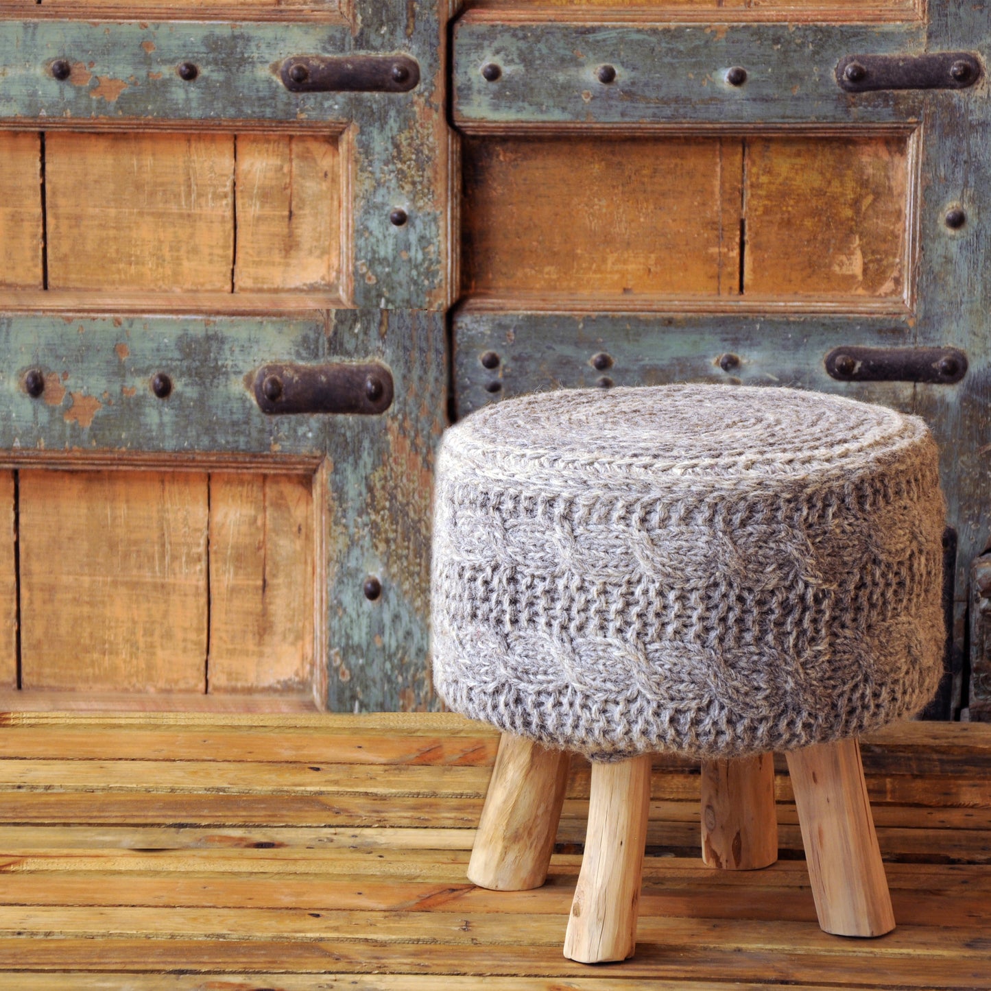 PLUTO STOOL - WOOL