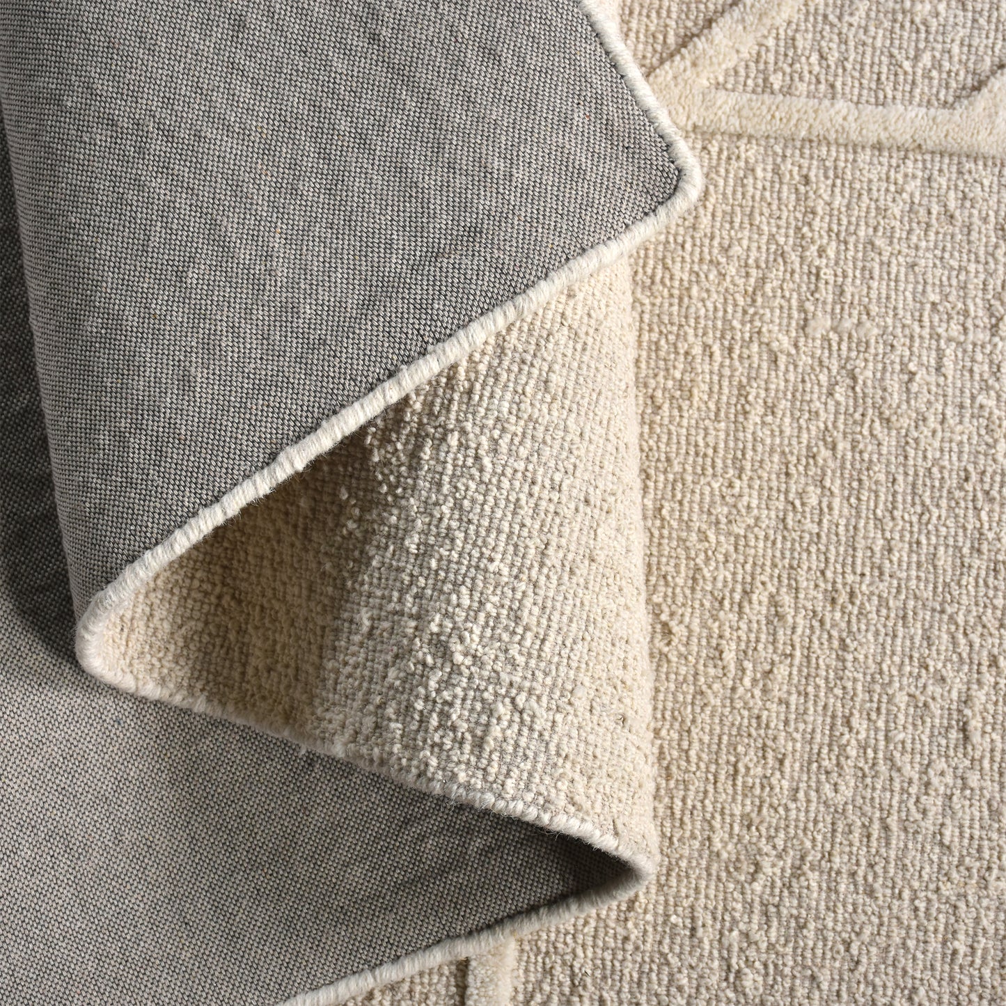 RADIKA RUG - WOOL - IVORY - HAND WOVEN, OVER TUFTED