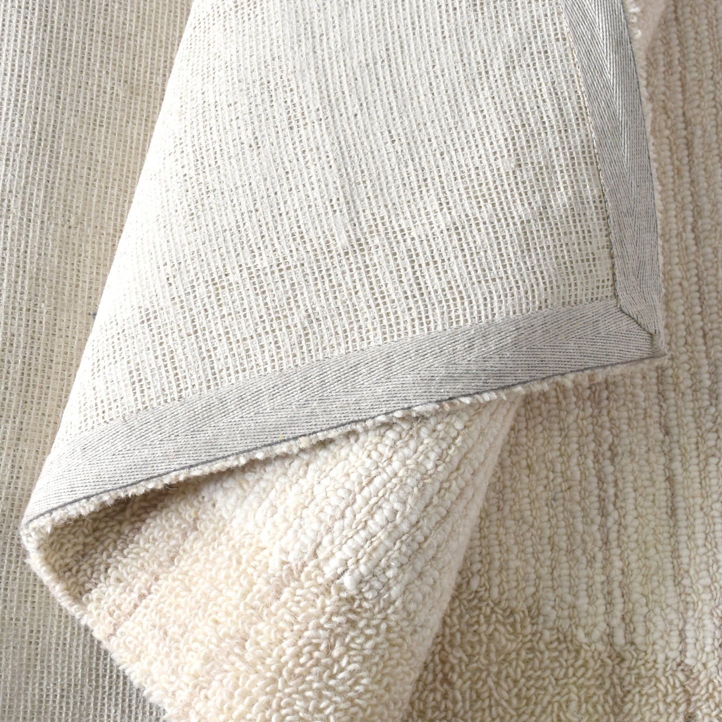 TOOMS RUG - IVORY - WOOL - HAND WOVEN, OVER TUFTED