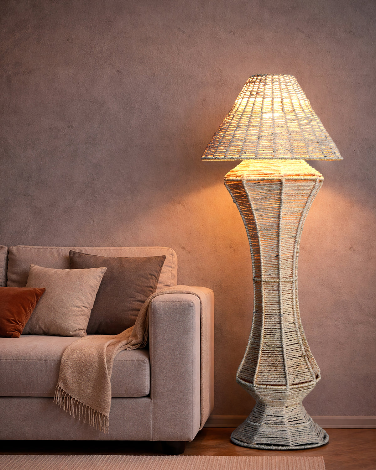 ZAYLO FLOOR LAMP - BEIGE - HAND MADE - JUTE