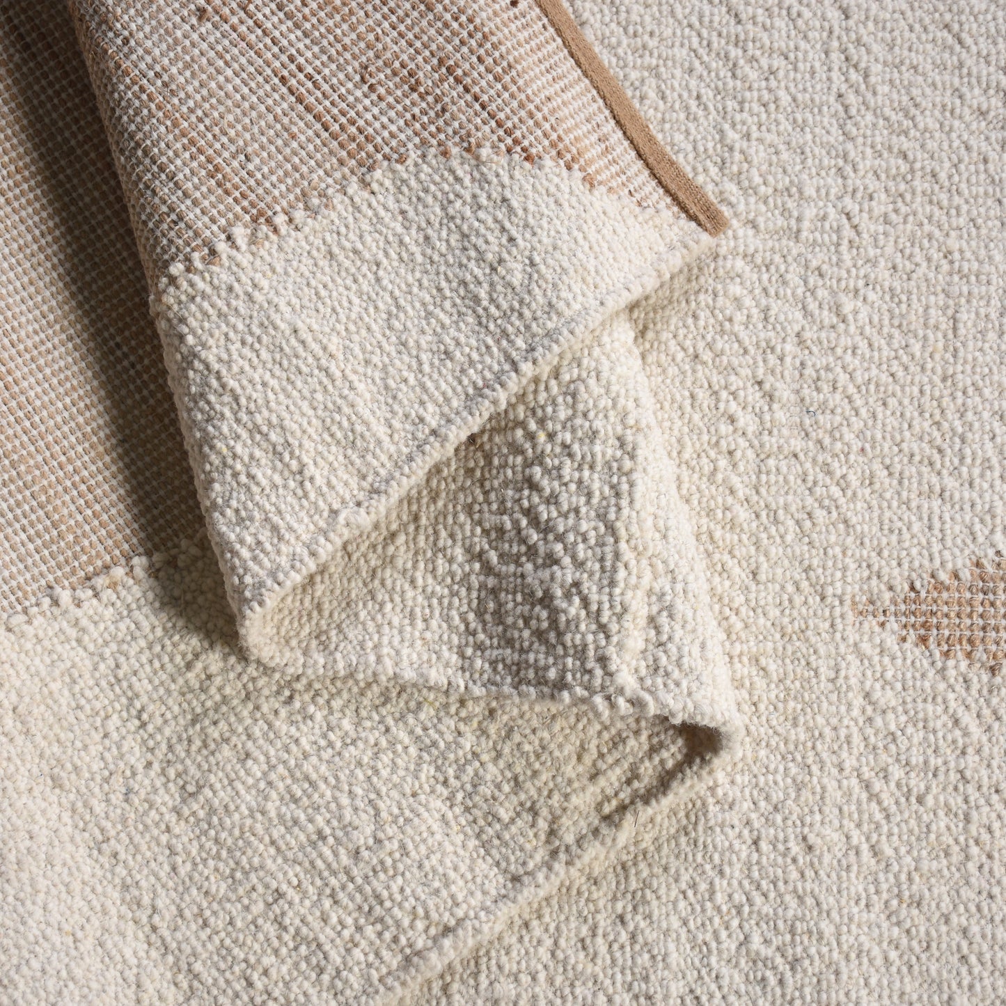 DOBREV-II RUG - IVORY/NATURAL - HAND WOVEN - WOOL/JUTE
