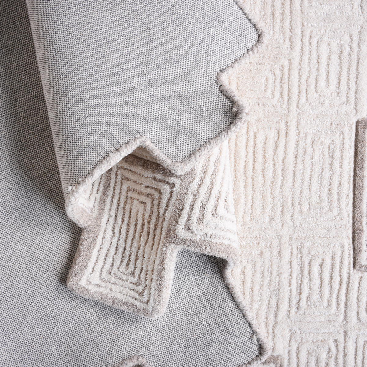 DROBETA RUG - IVORY/NATURAL/GREY - HAND TUFTED - WOOL