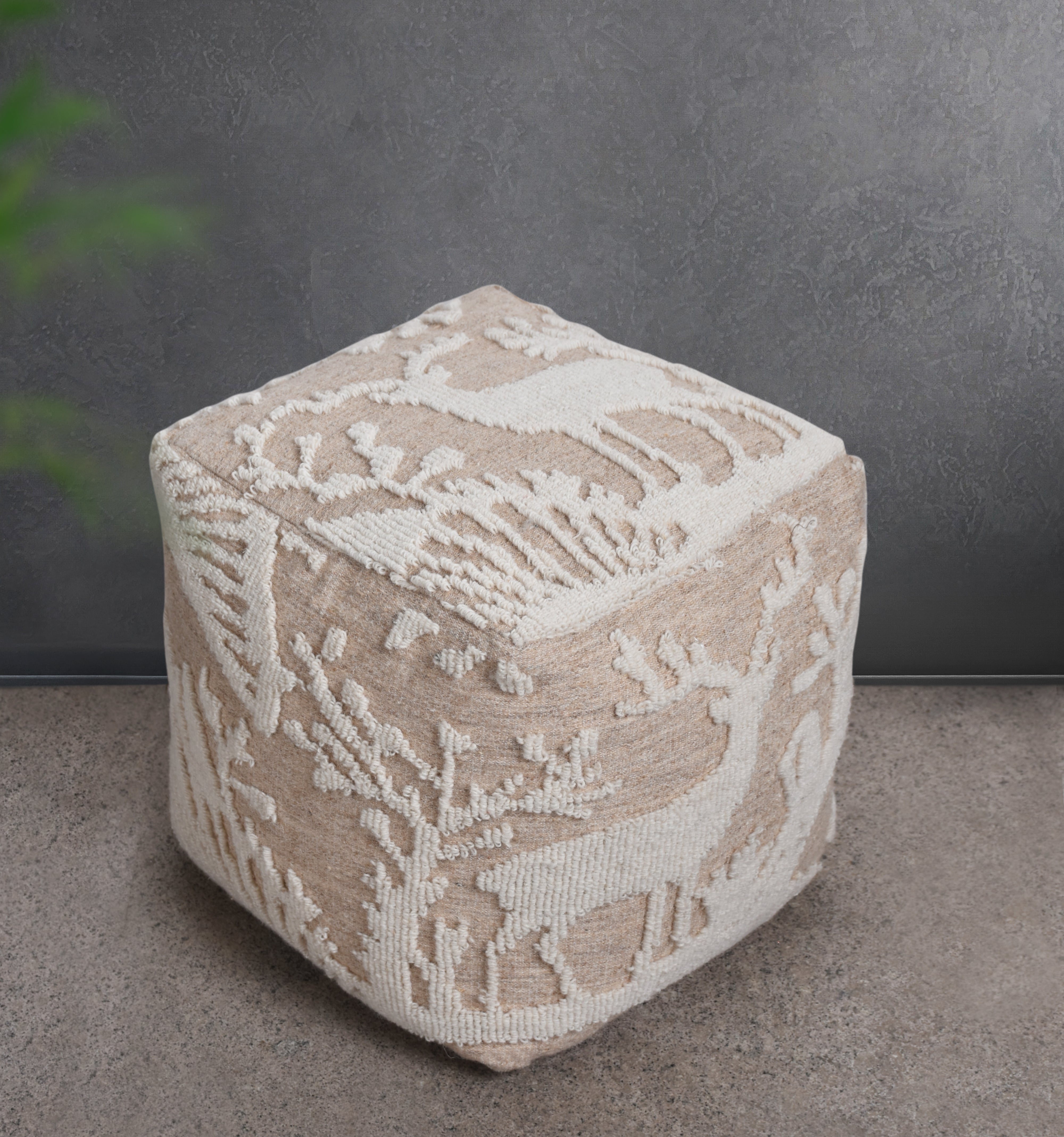 hilwinpoufbeigeivory.jpg?v=