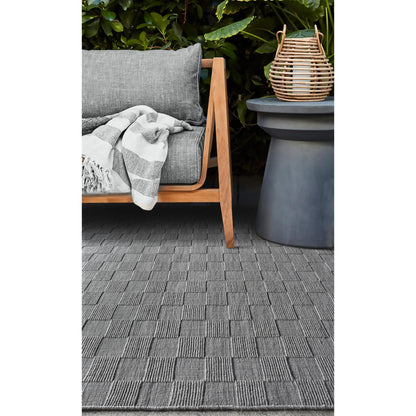 SAMPAN RUG - GREY - HAND WOVEN - PET
