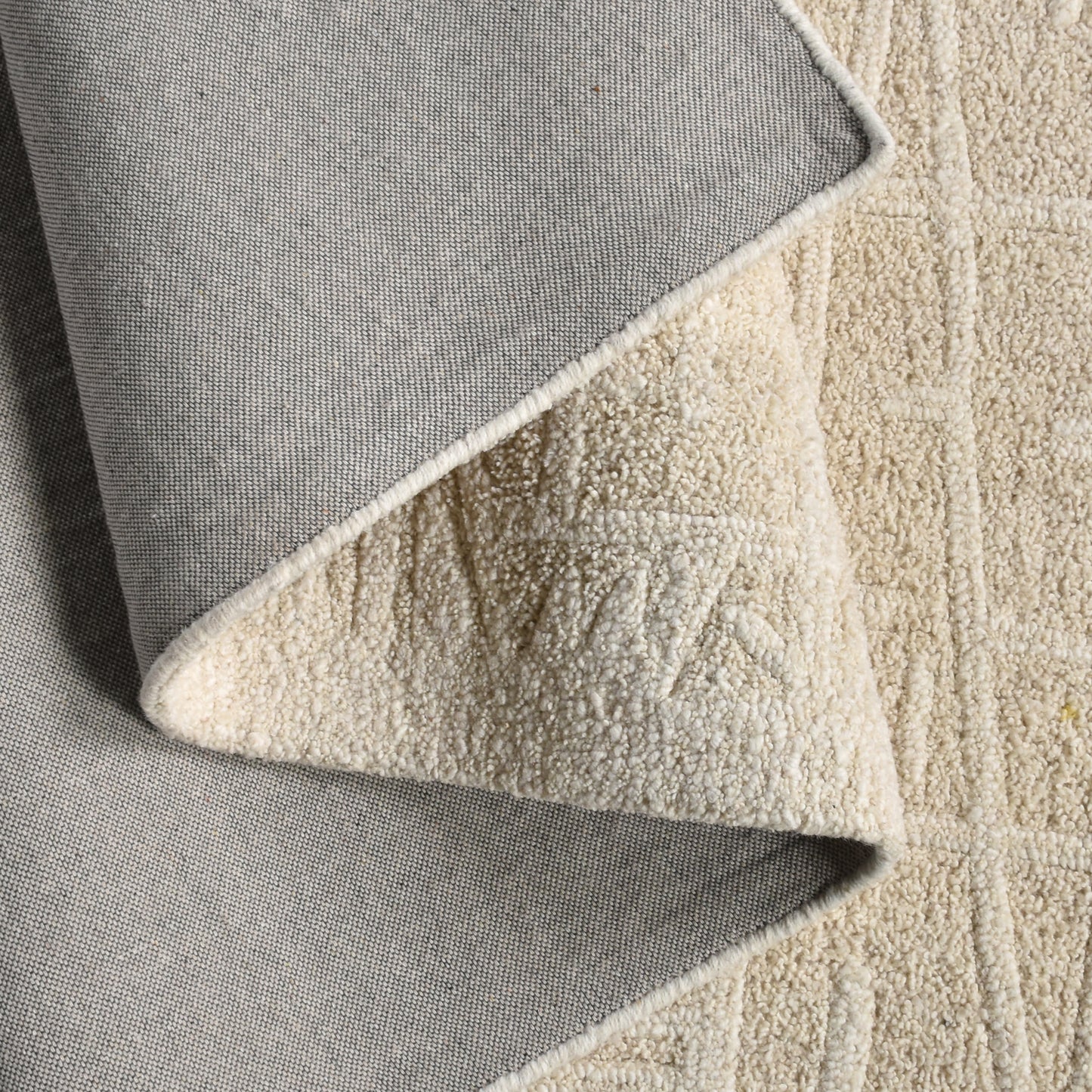 VLASINA RUG - WOOL - IVORY - HAND WOVEN, OVER TUFTED