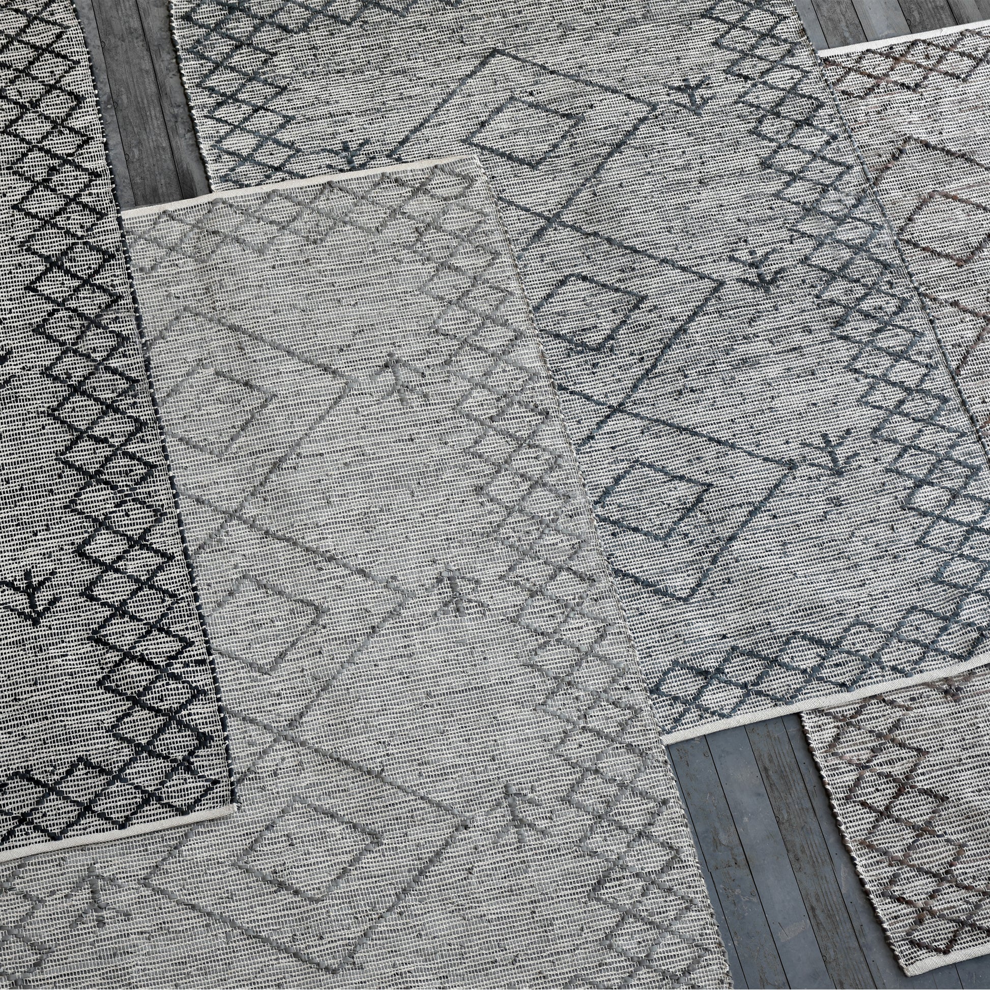 Area Rug, Bedroom Rug, Living Room Rug, Living Area Rug, Indian Rug, Office Carpet, Office Rug, Shop Rug Online, Leather, Pitloom, Flat Weave, diamond