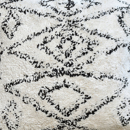 Dacre Pillow, Cotton, Natural White, Charcoal, Bm Fn, All Cut