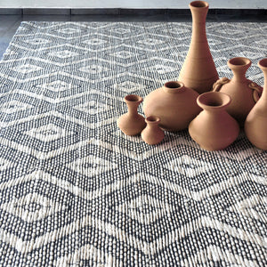 Area Rug, Bedroom Rug, Living Room Rug, Living Area Rug, Indian Rug, Office Carpet, Office Rug, Shop Rug Online, Hemp, Cotton, Charcoal, Natural, Jaquard Durry, Flat Weave, Geometrical