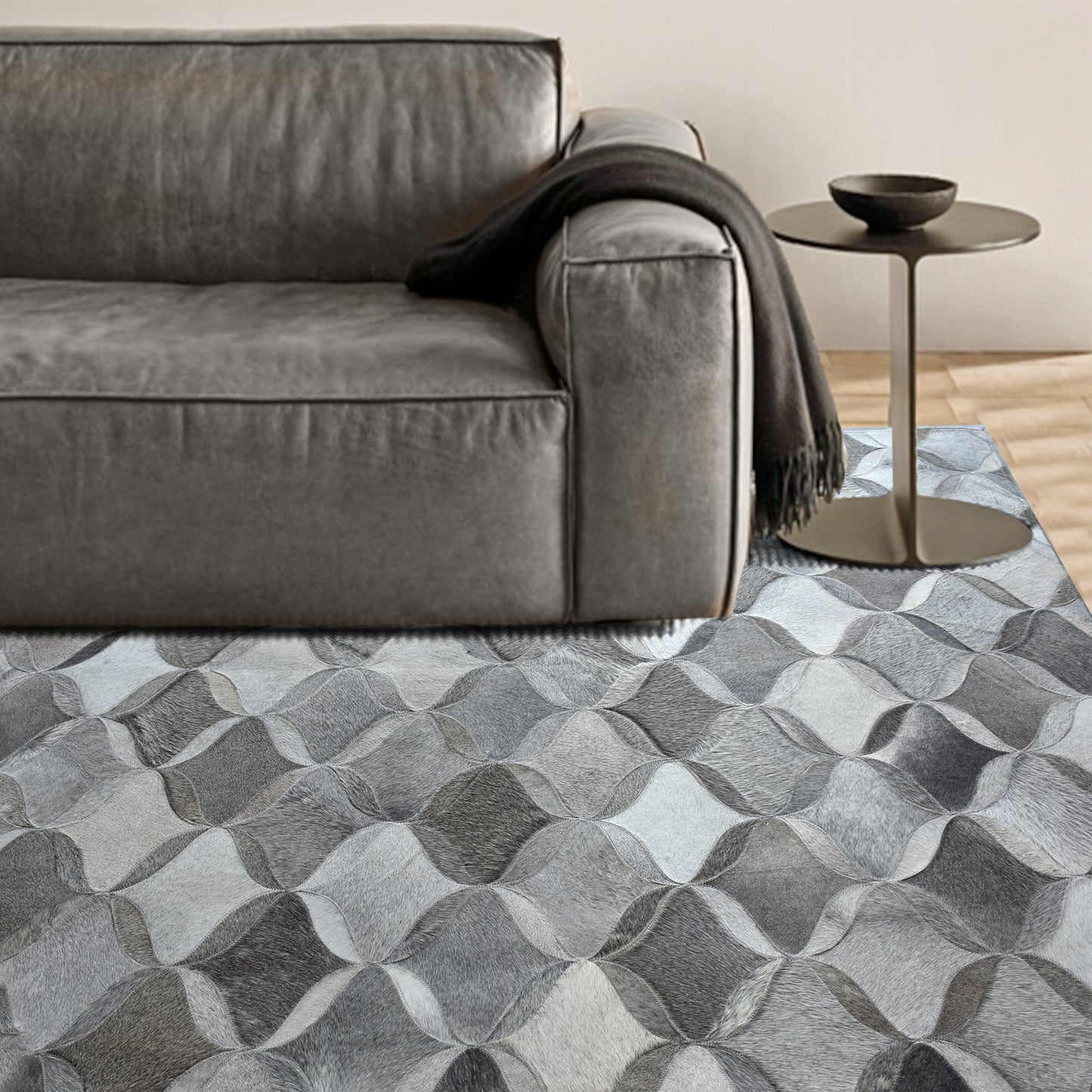 Area Rug, Bedroom Rug, Living Room Rug, Living Area Rug, Indian Rug, Office Carpet, Office Rug, Shop Rug Online, Hair On Hide, Pearl Grey, Hm Stitching, Flat Weave, Textured