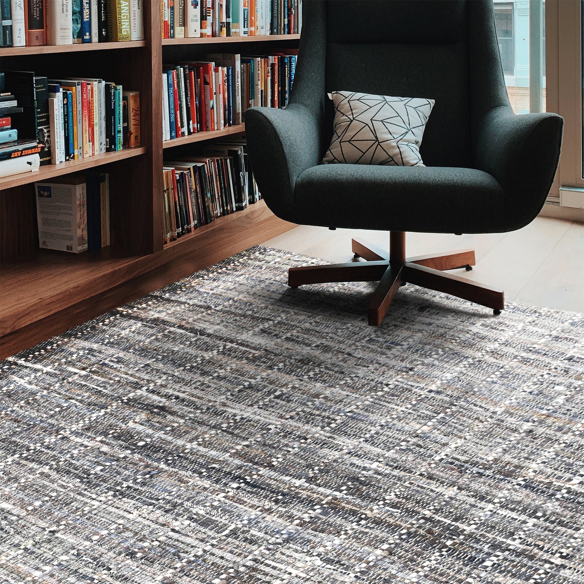 Area Rug, Bedroom Rug, Living Room Rug, Living Area Rug, Indian Rug, Office Carpet, Office Rug, Shop Rug Online, Recycled Fabric, Hemp, Charcoal, Pitloom, Flat Weave, Textured