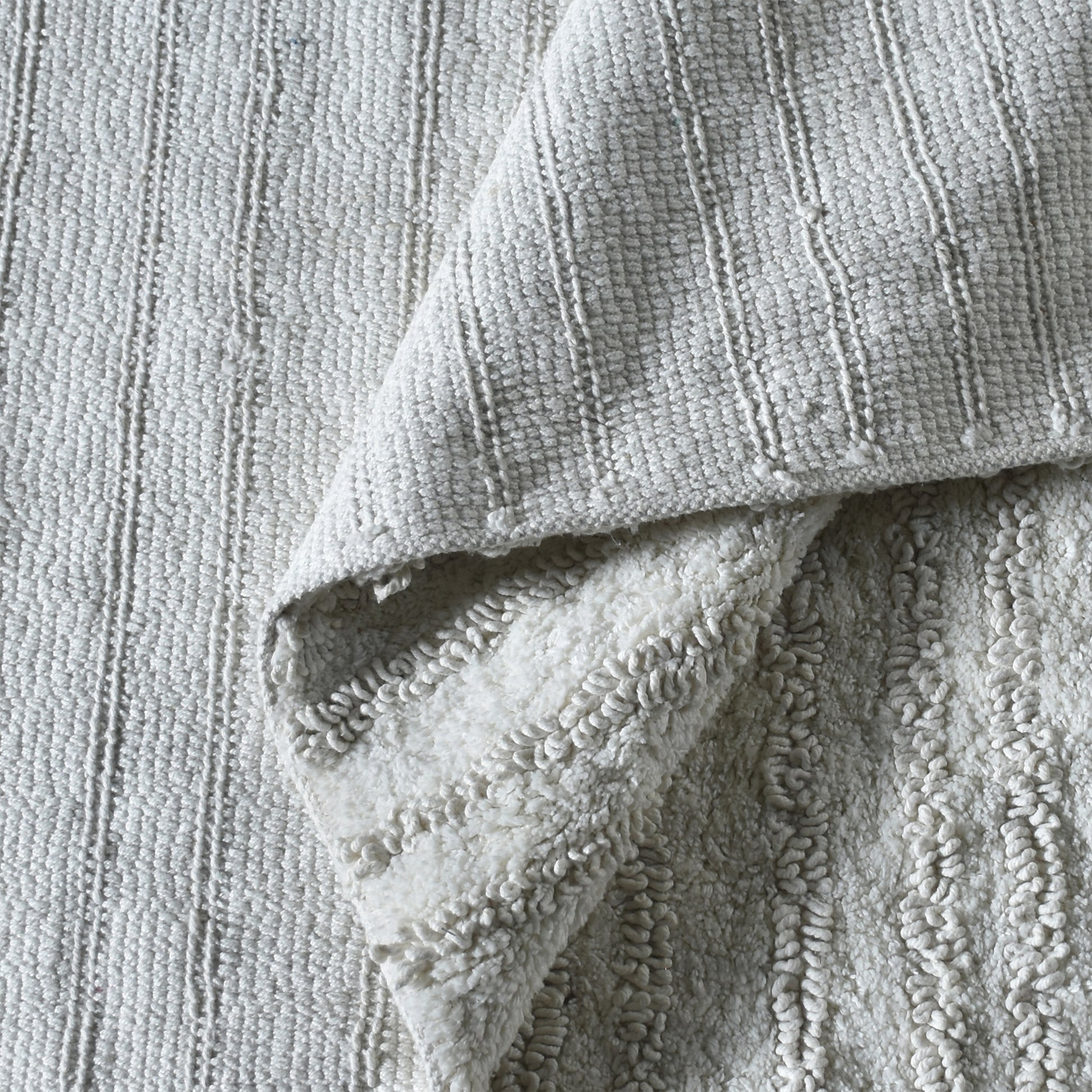 Area Rug, Bedroom Rug, Living Room Rug, Living Area Rug, Indian Rug, Office Carpet, Office Rug, Shop Rug Online, Cotton, Natural White, Bm Fn, Cut And Loop, Stripes