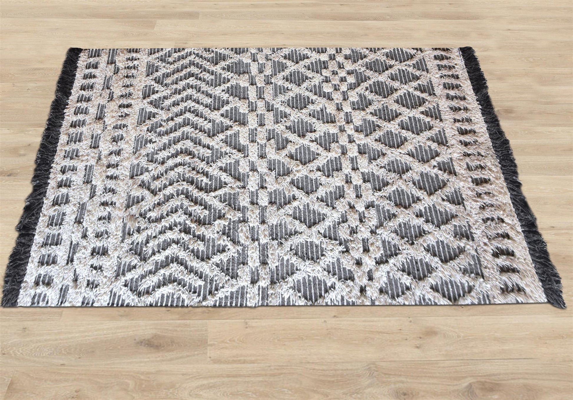 Area Rug, Bedroom Rug, Living Room Rug, Living Area Rug, Indian Rug, Office Carpet, Office Rug, Shop Rug Online, Wool, Charcoal, Natural White, Pitloom, All Cut , Geometrical
