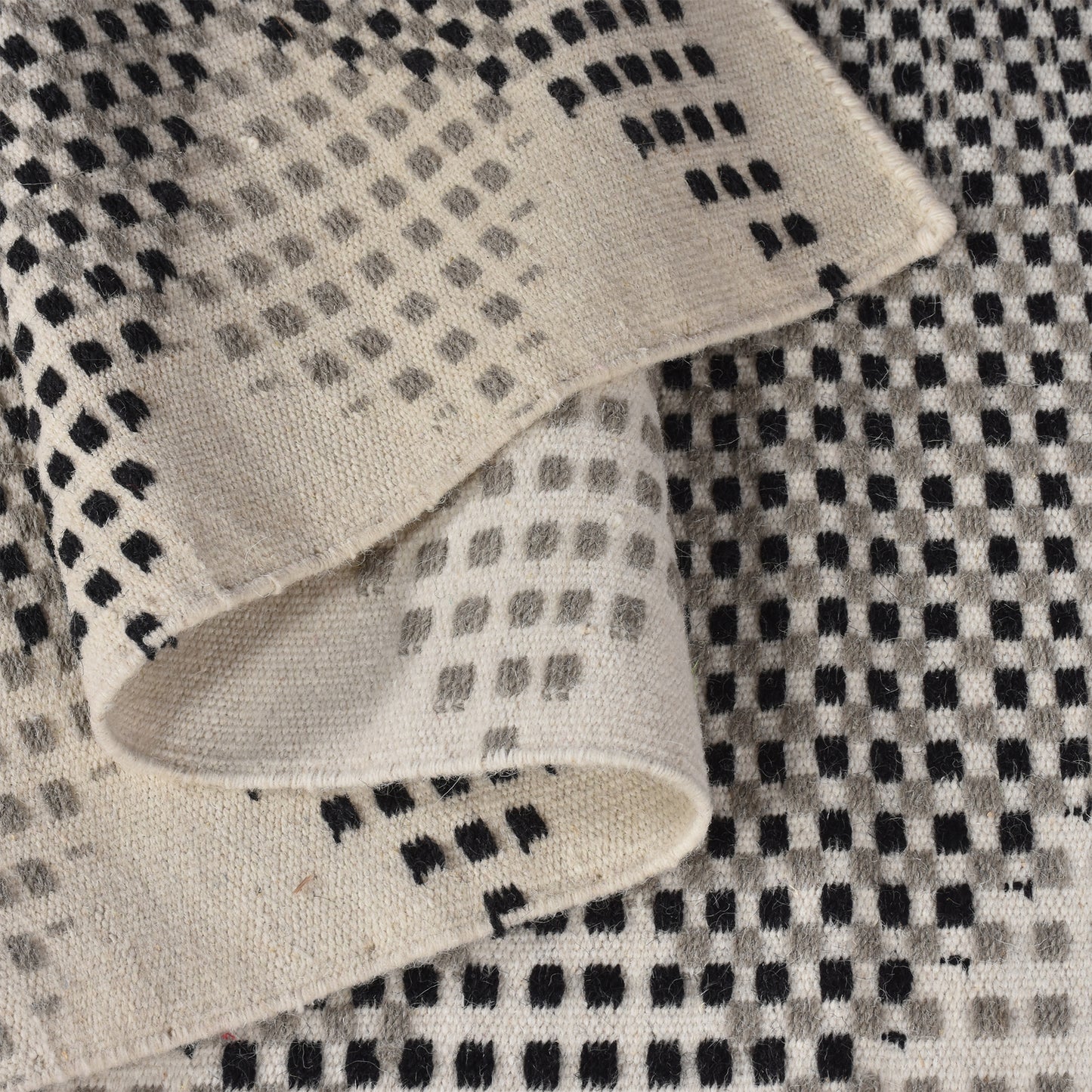 Area Rug, Bedroom Rug, Living Room Rug, Living Area Rug, Indian Rug, Office Carpet, Office Rug, Shop Rug Online, Wool, Natural White, Grey, Charcoal, Pitloom, Flat Weave, traditional