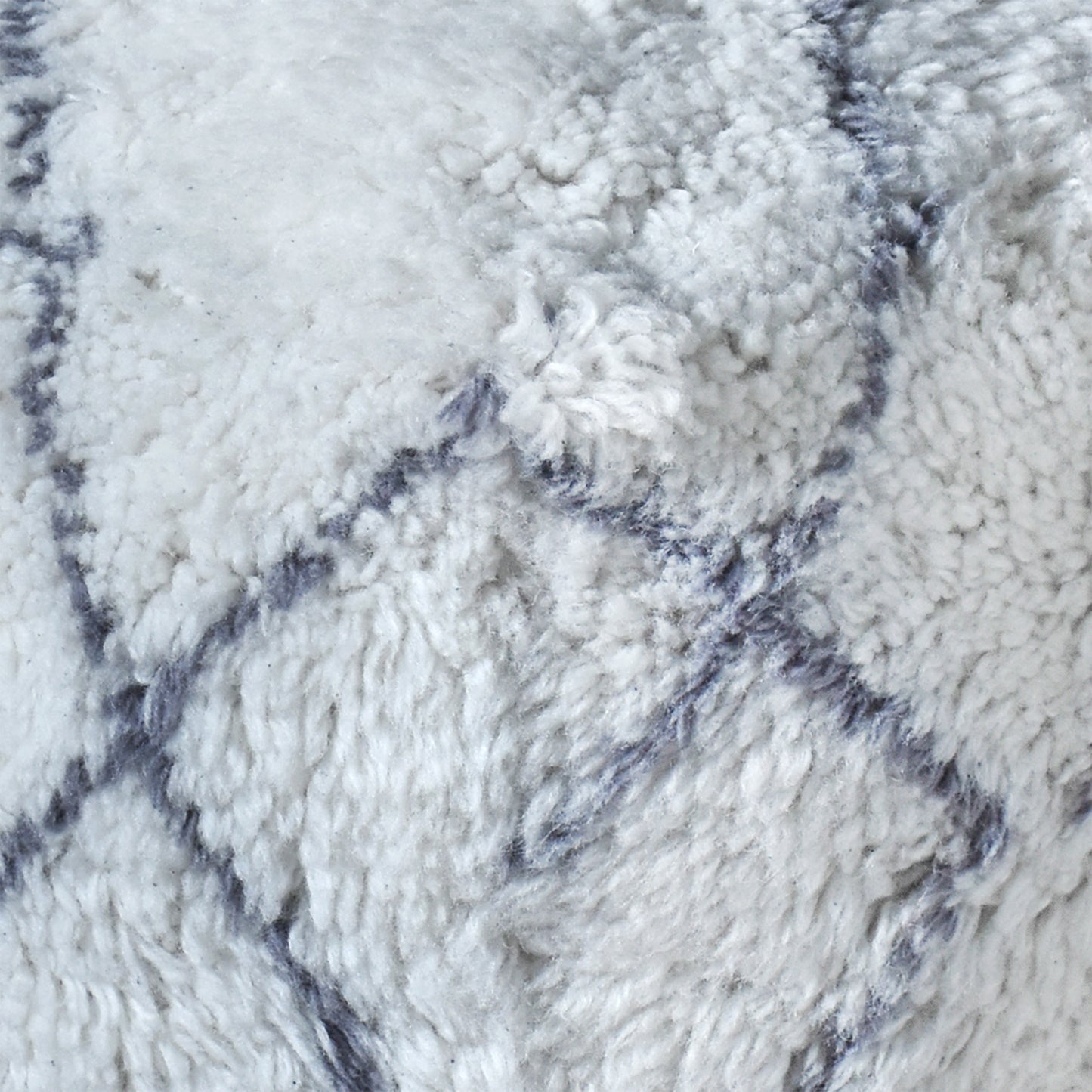 Pierre Pouf, Nz Wool, Natural White, Grey, Bm Sn, All Cut 