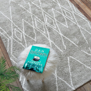 Area Rug, Bedroom Rug, Living Room Rug, Living Area Rug, Indian Rug, Office Carpet, Office Rug, Shop Rug Online, Cotton, Viscose, Silver, Natural White, Bm Fn, Cut And Loop, Geometrical