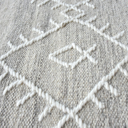 Area Rug, Bedroom Rug, Living Room Rug, Living Area Rug, Indian Rug, Office Carpet, Office Rug, Shop Rug Online, Wool, Natural, Geometrical