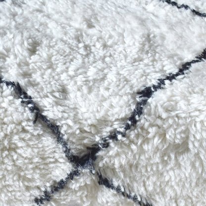 Walmer Bench, Nz Wool, Natural White, Charcoal, BM FN / ALL CUT