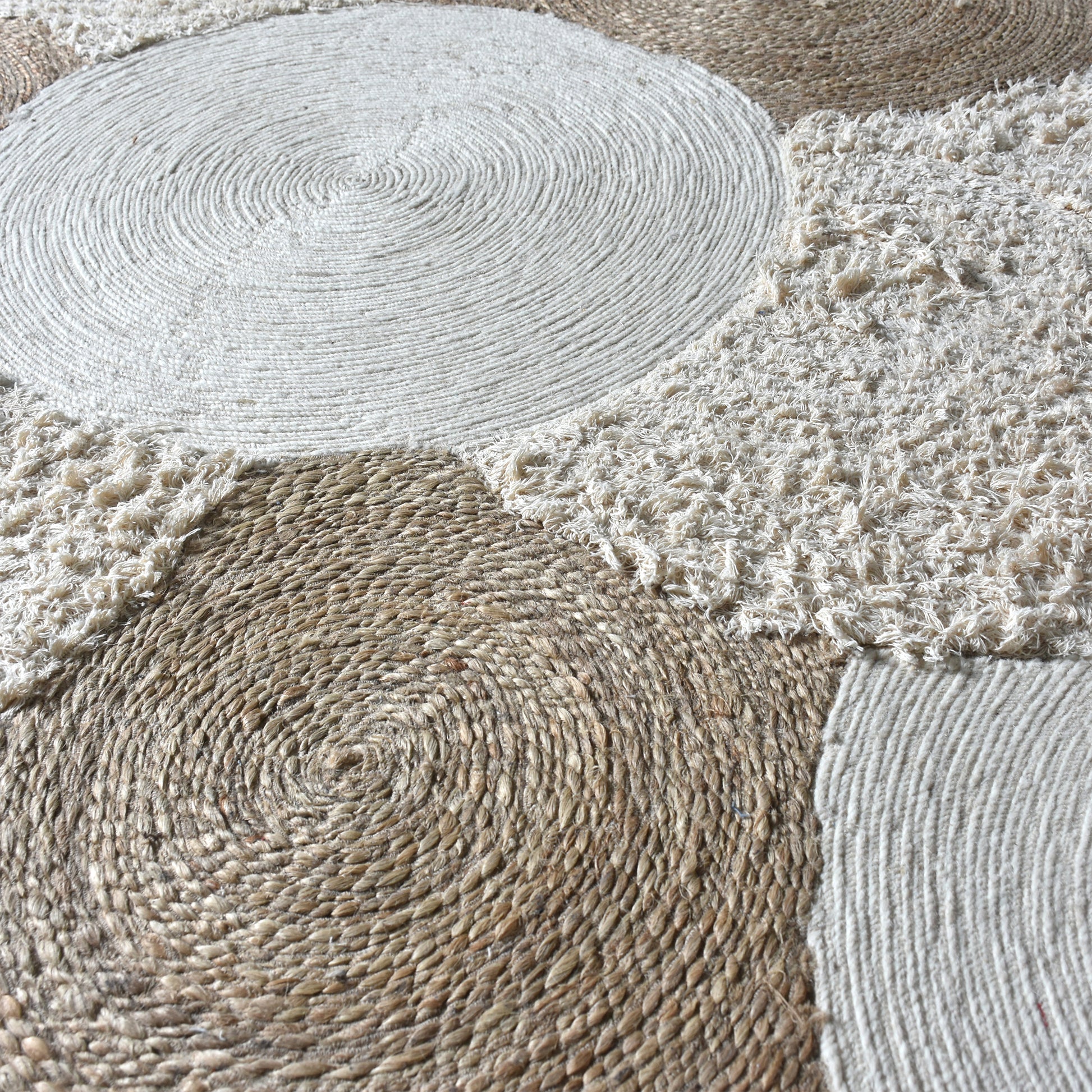 Area Rug, Bedroom Rug, Living Room Rug, Living Area Rug, Indian Rug, Office Carpet, Office Rug, Shop Rug Online, Jute, Wool, Cotton Salvage, Natural, Natural White, Hm Stitching, Flat Weave, circular 
